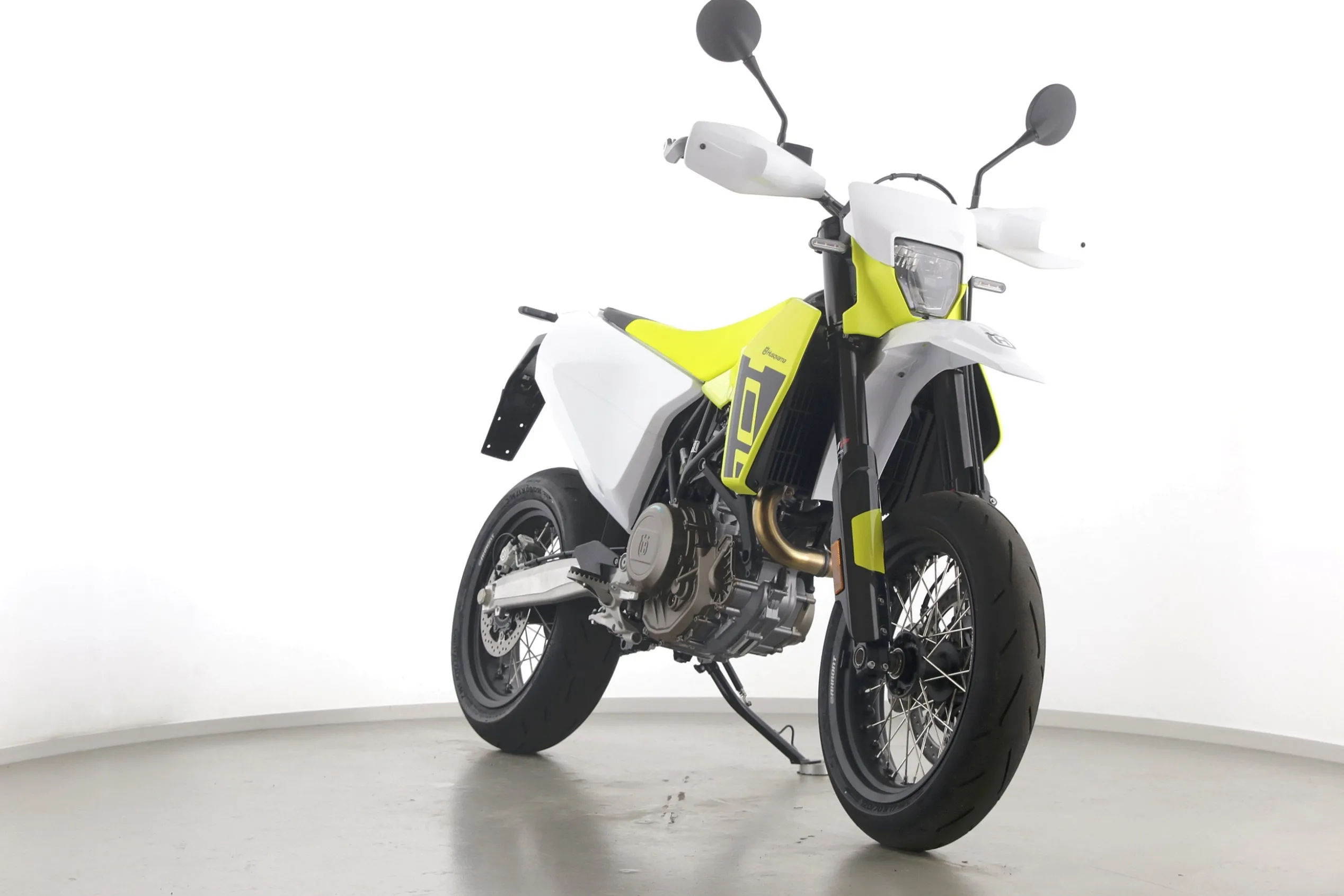 701 SUPERMOTO