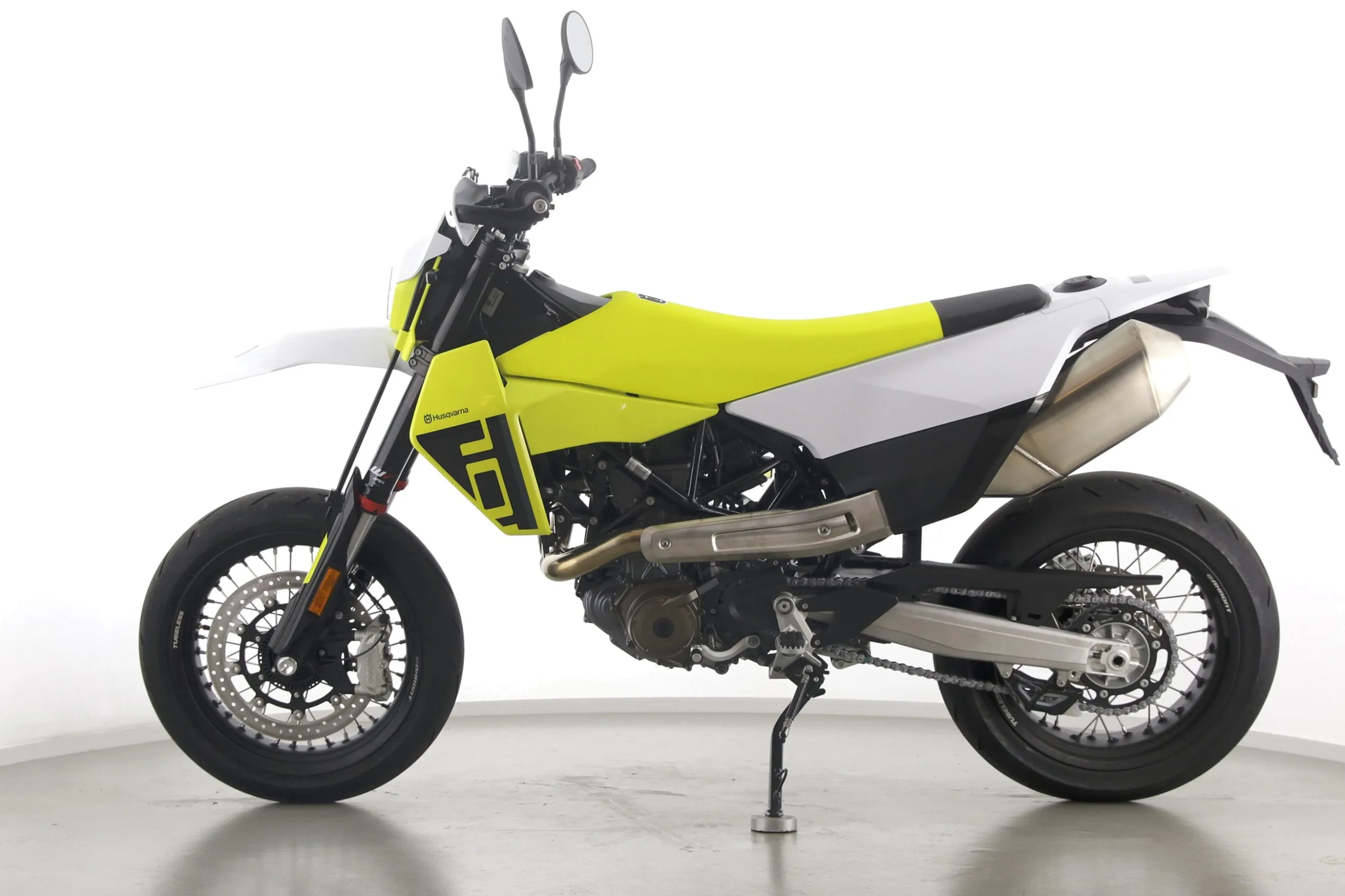 701 SUPERMOTO