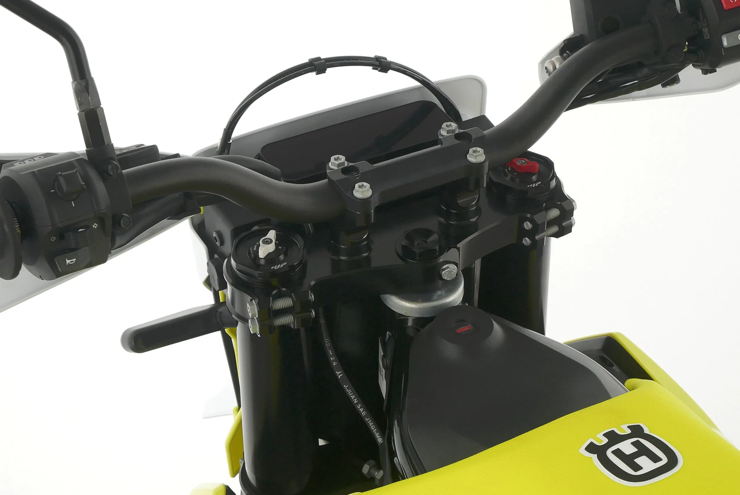 701 SUPERMOTO