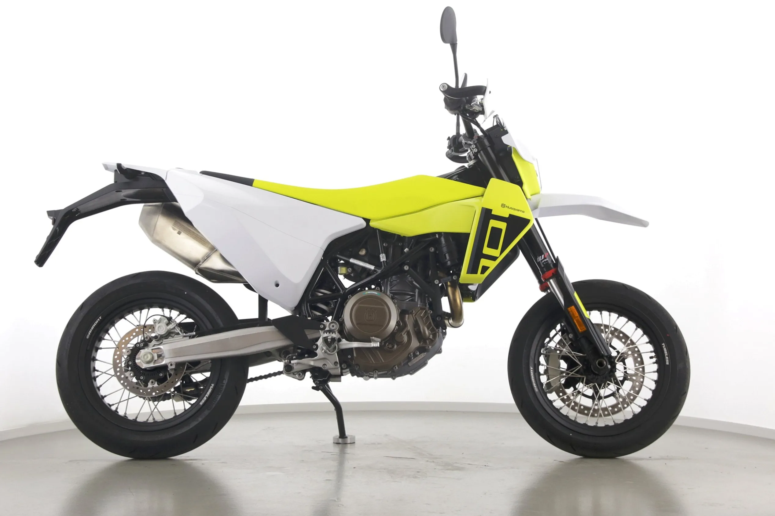 701 SUPERMOTO