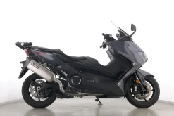 TMAX 560