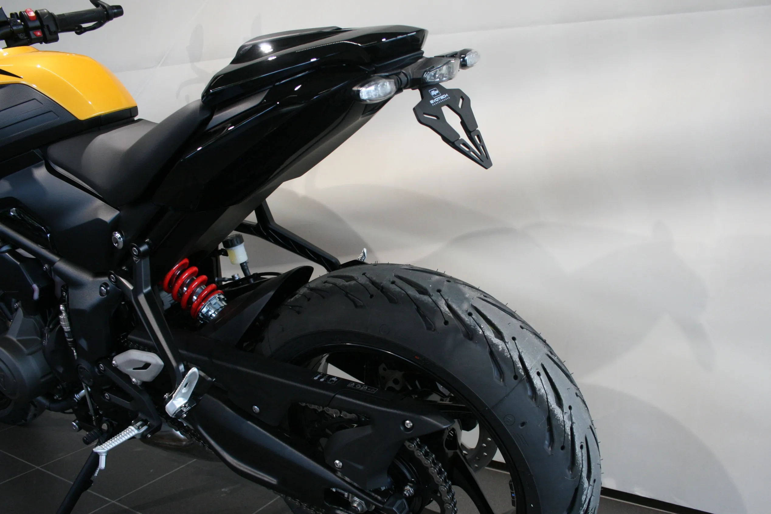 TRIDENT 660 LLC
