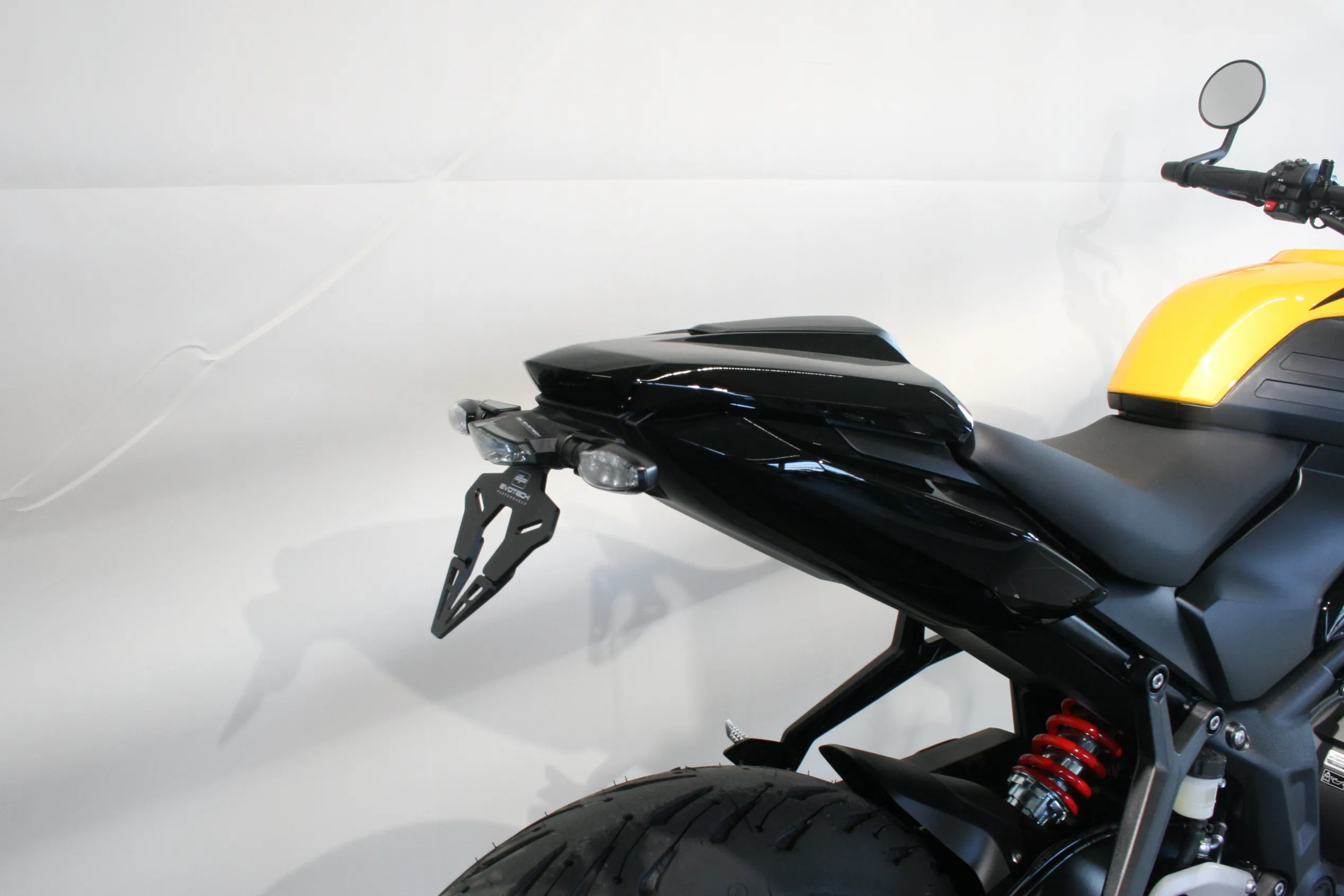 TRIDENT 660 LLC