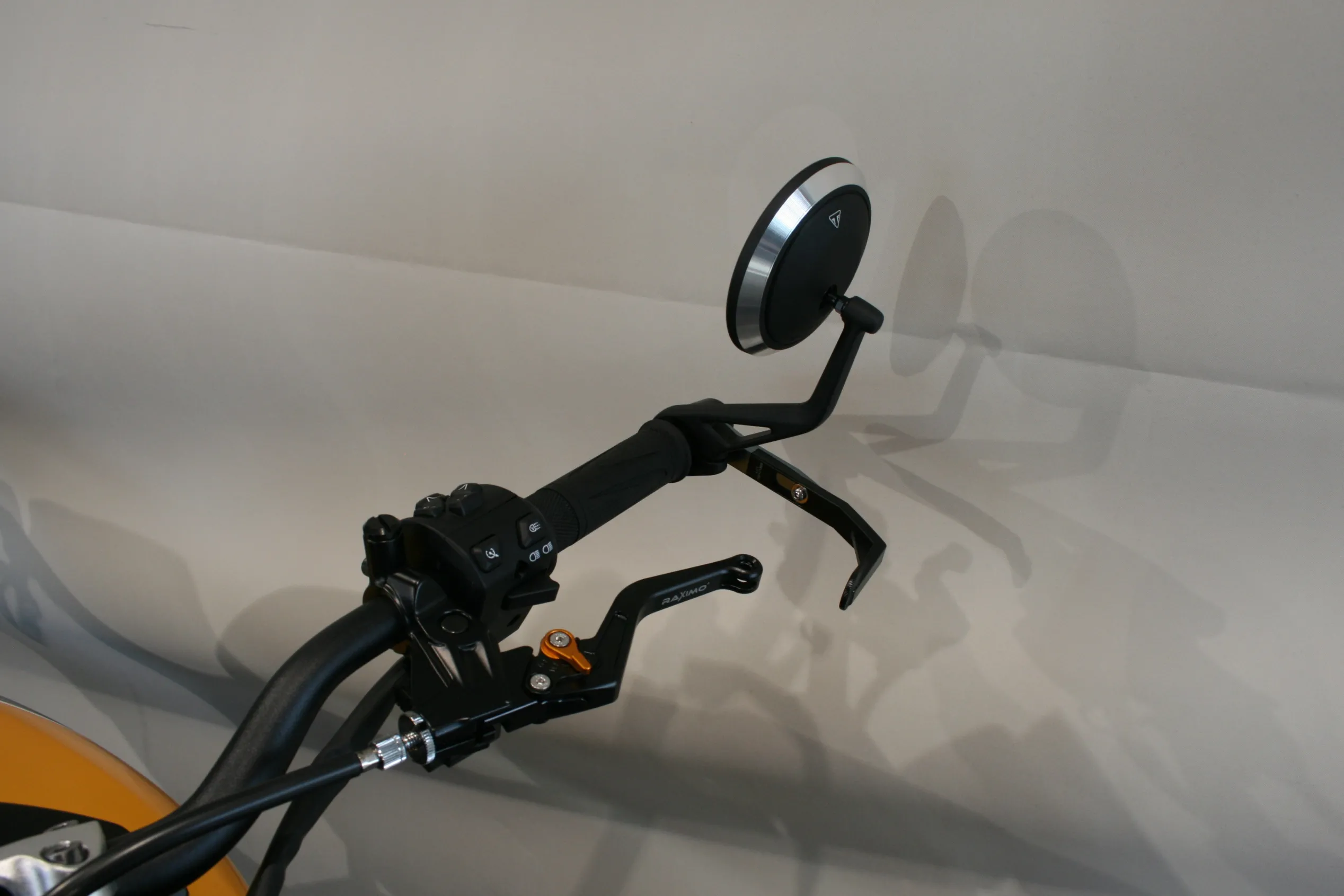 TRIDENT 660 LLC