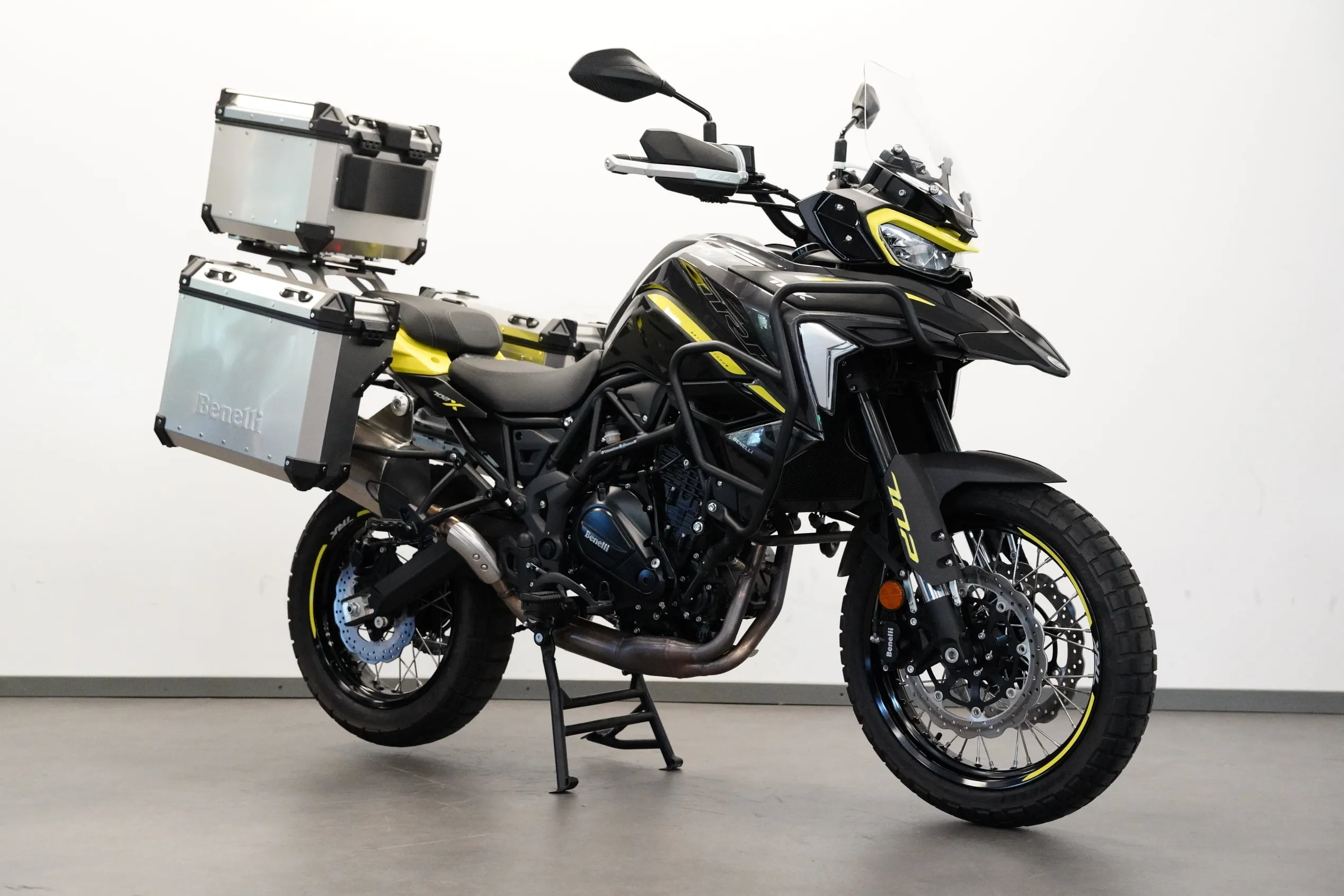 TRK 702X