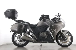 VFR 1200 F DCT