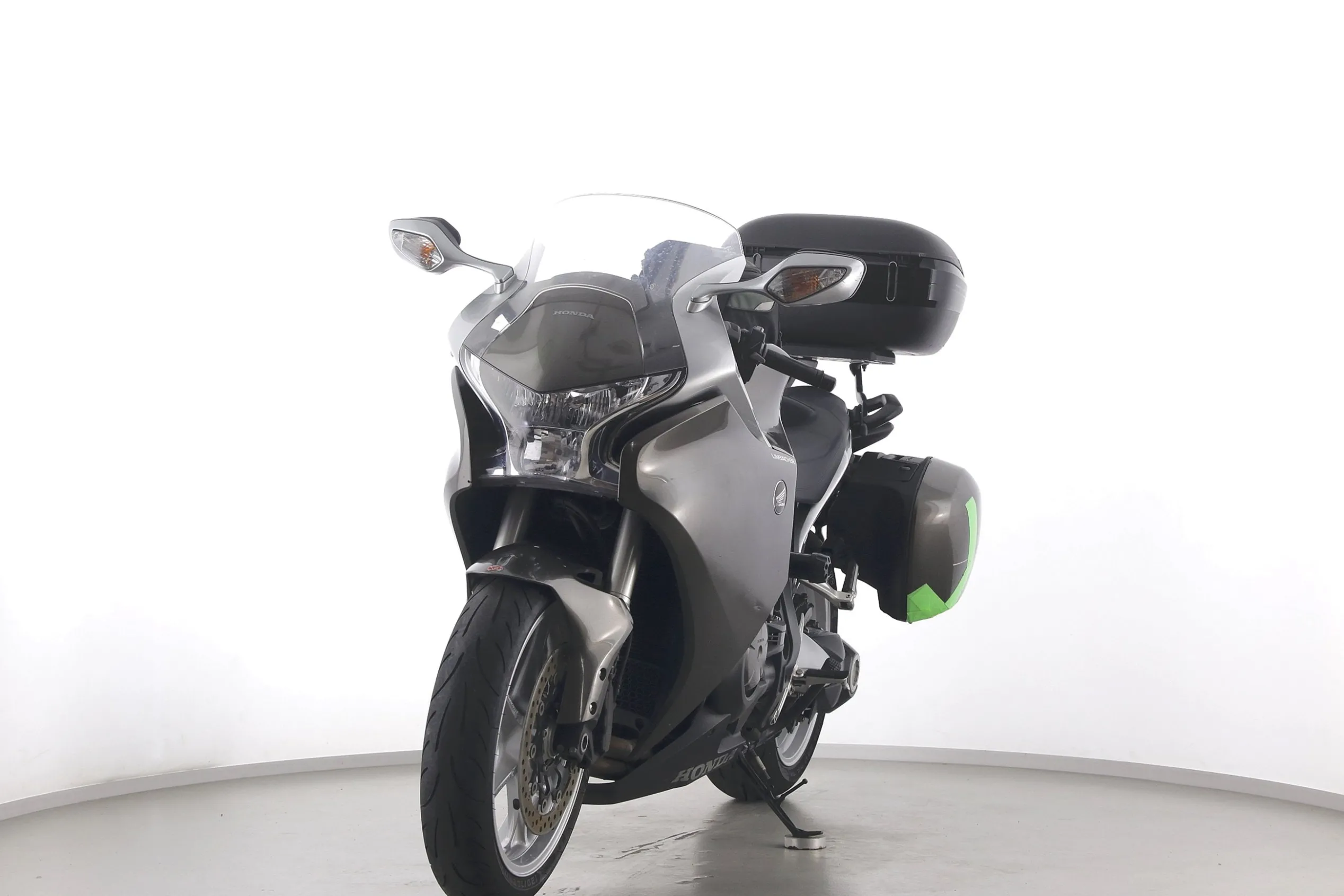 VFR 1200 F DCT