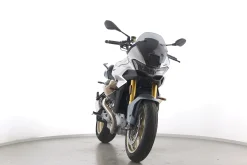V100 MANDELLO S