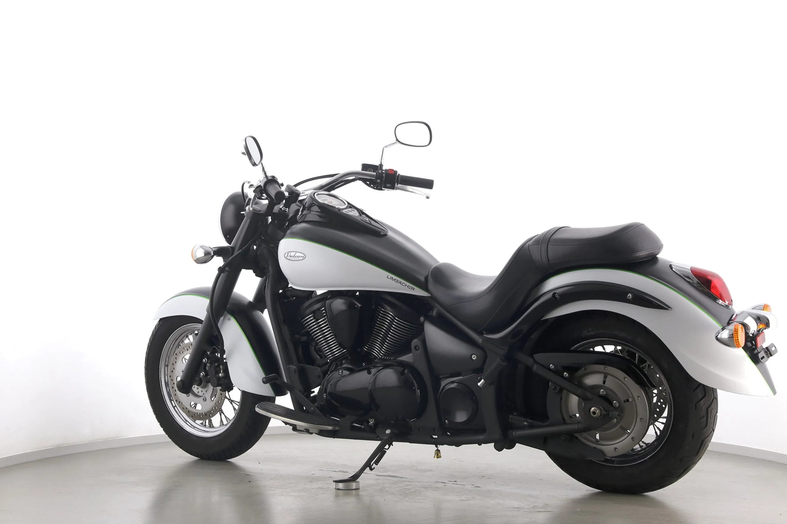 VN 900 CLASSIC