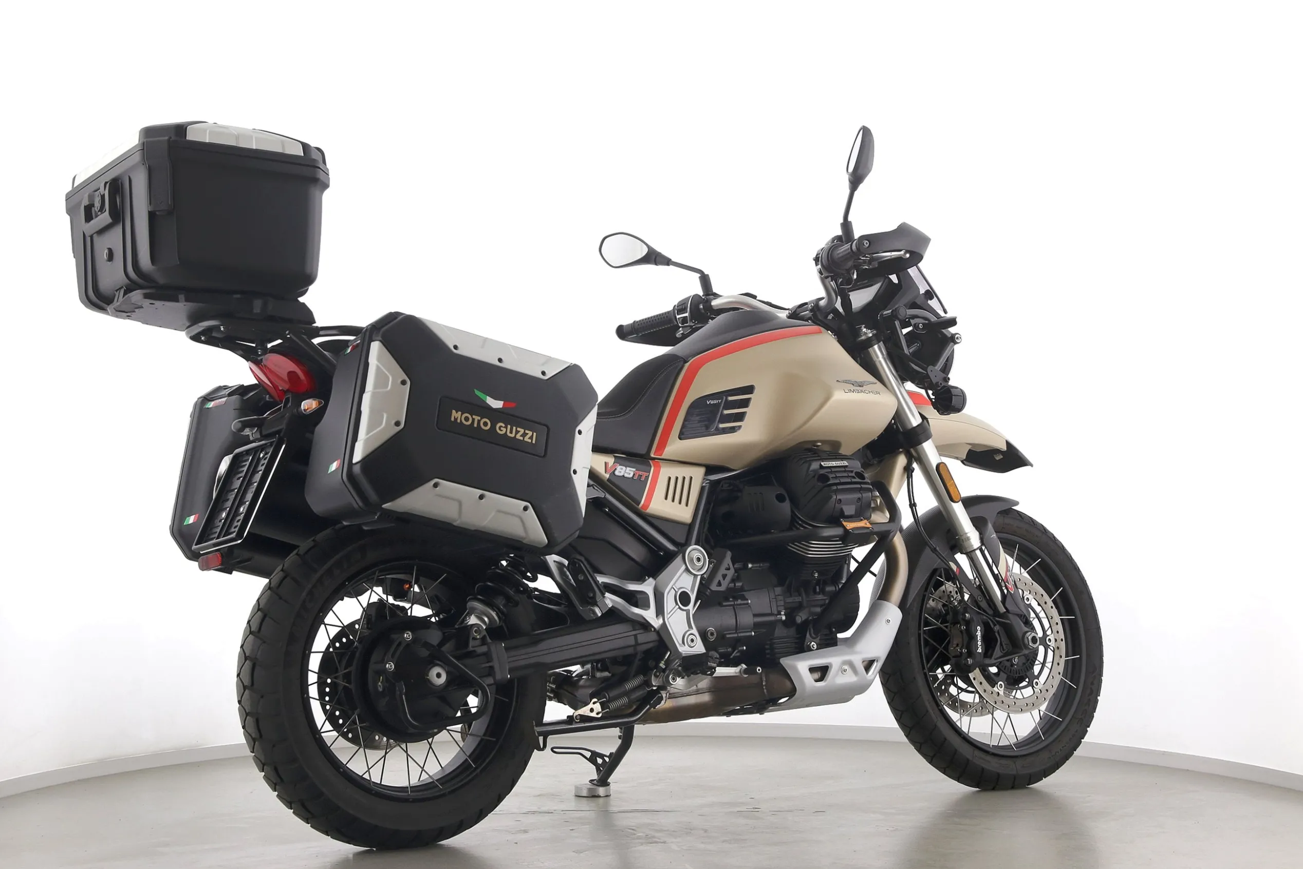 V85 TT TRAVEL