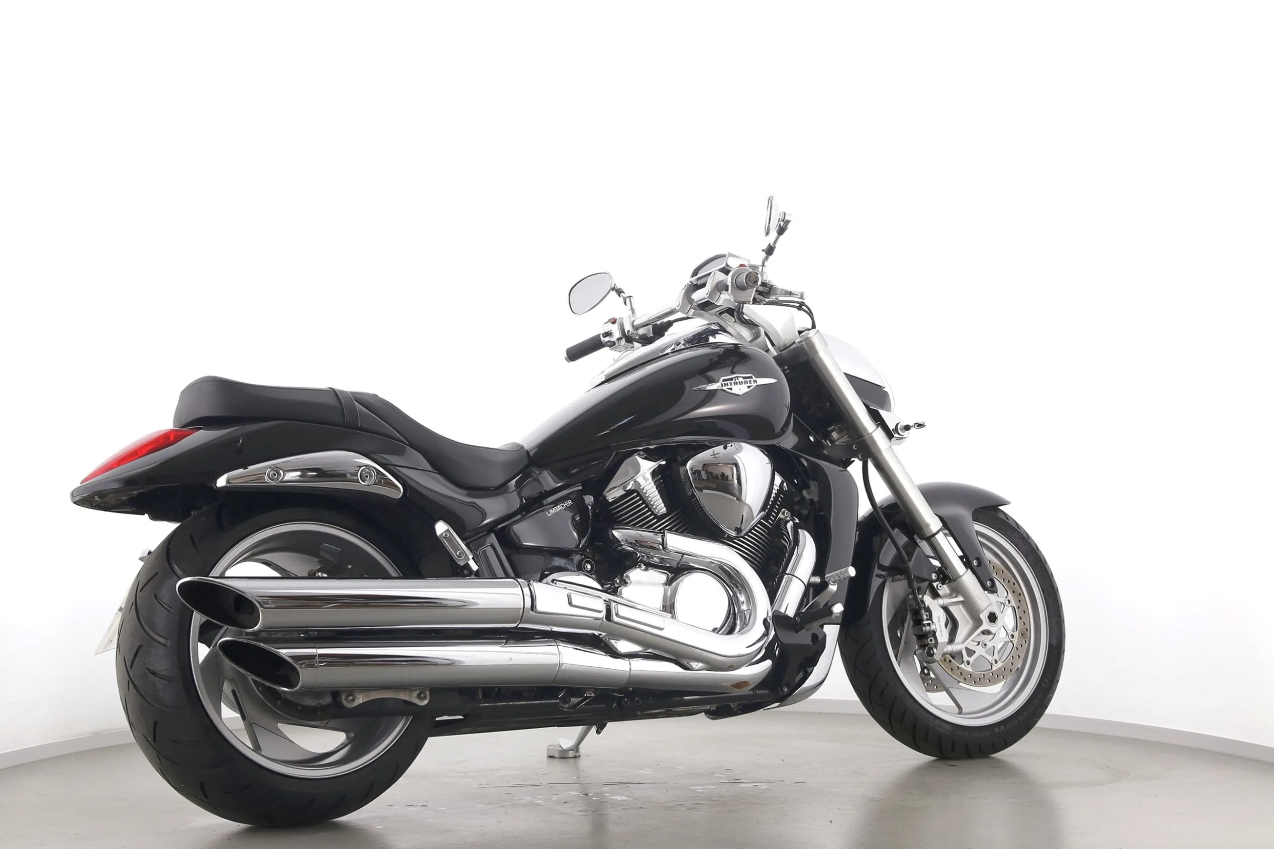 VZR M 1800 R INTRUDER