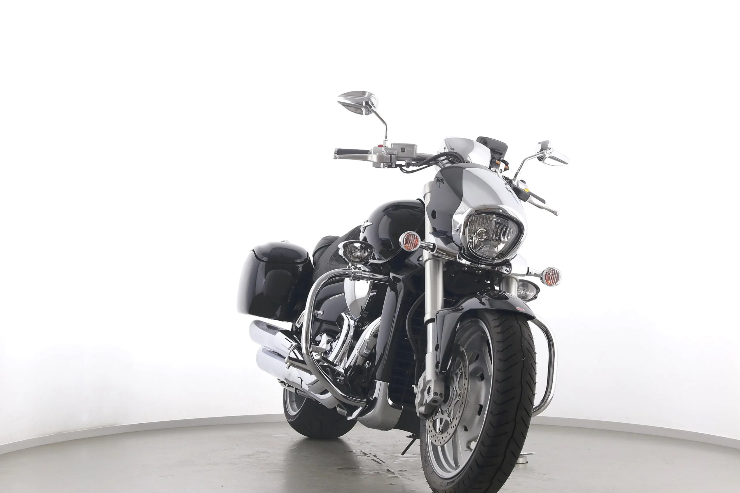 VZR M 1800 R INTRUDER