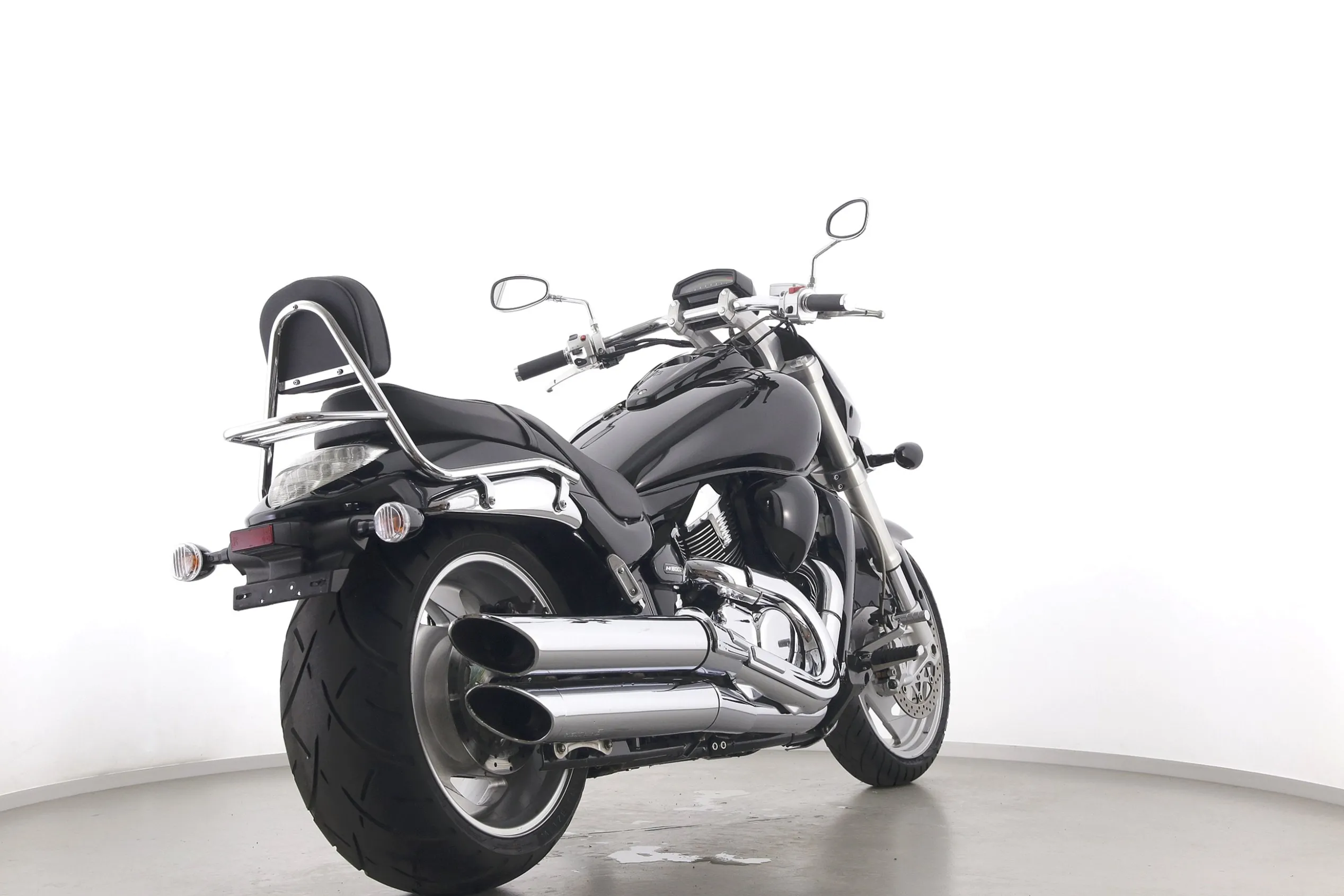 VZR M 1800 R INTRUDER