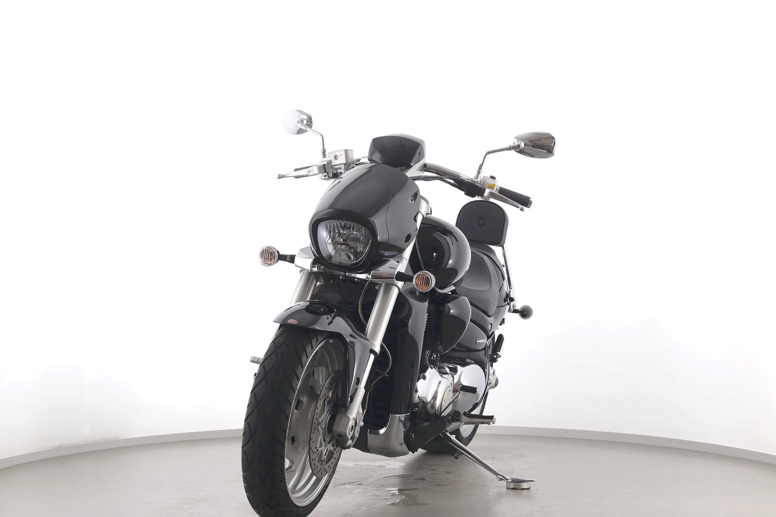 VZR M 1800 R INTRUDER