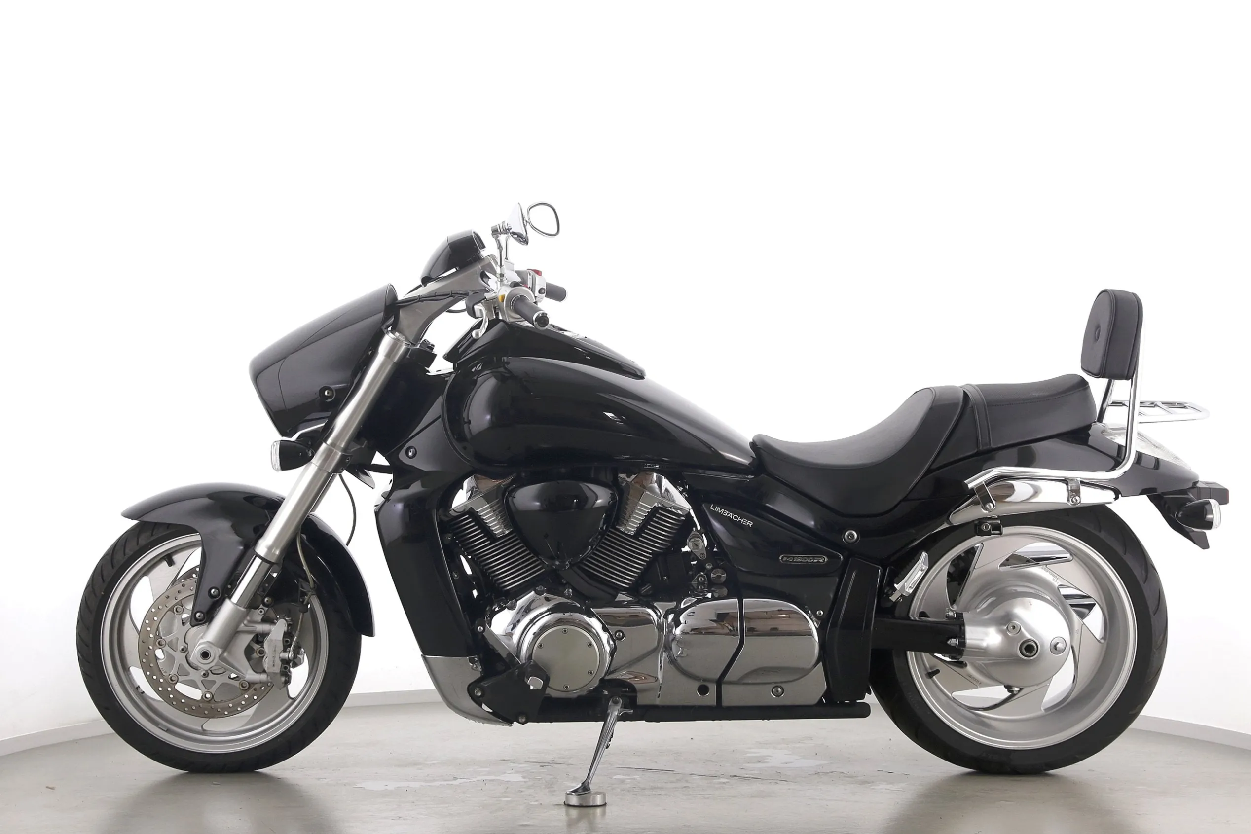 VZR M 1800 R INTRUDER