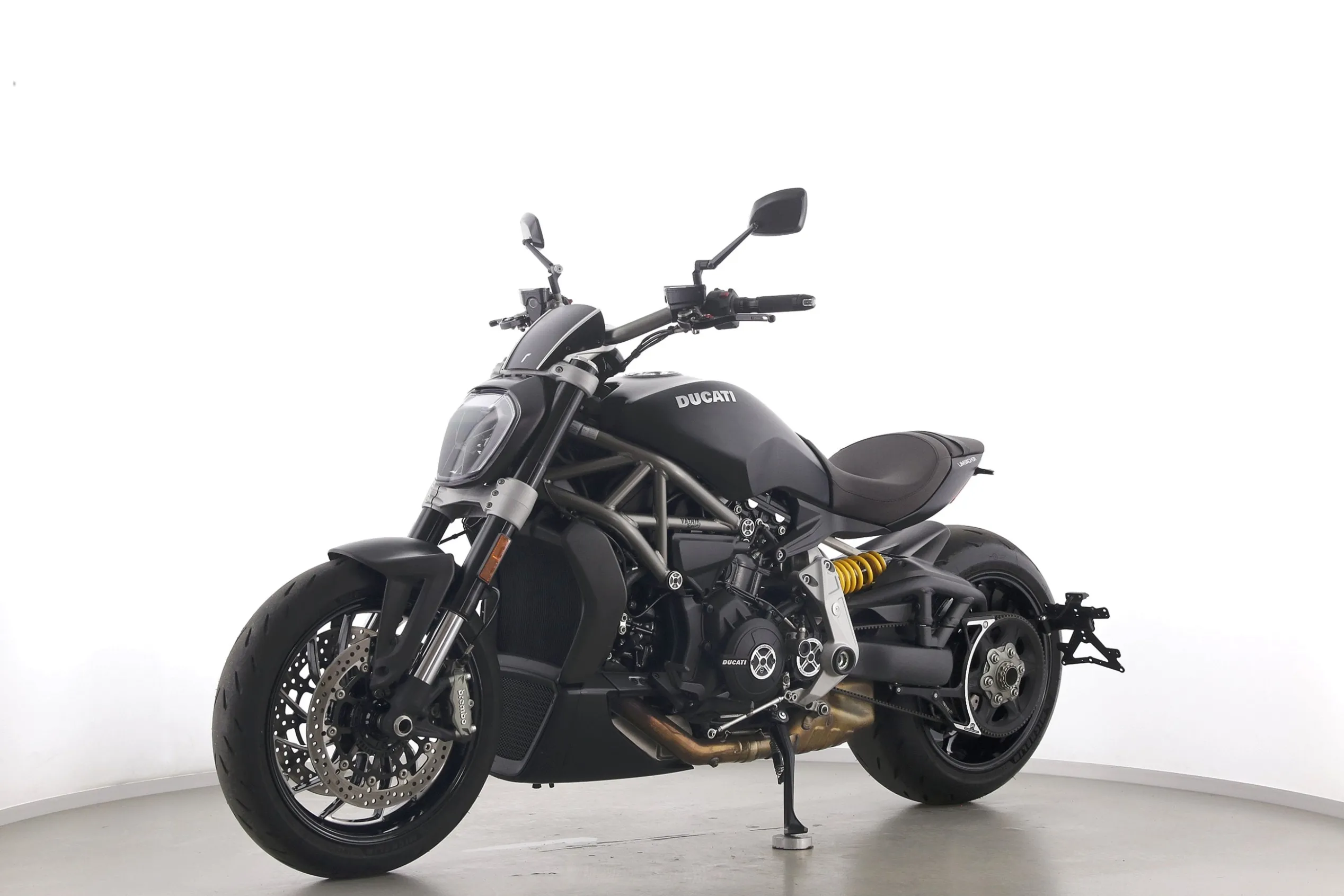 X DIAVEL