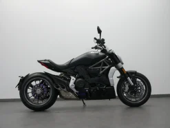 X DIAVEL