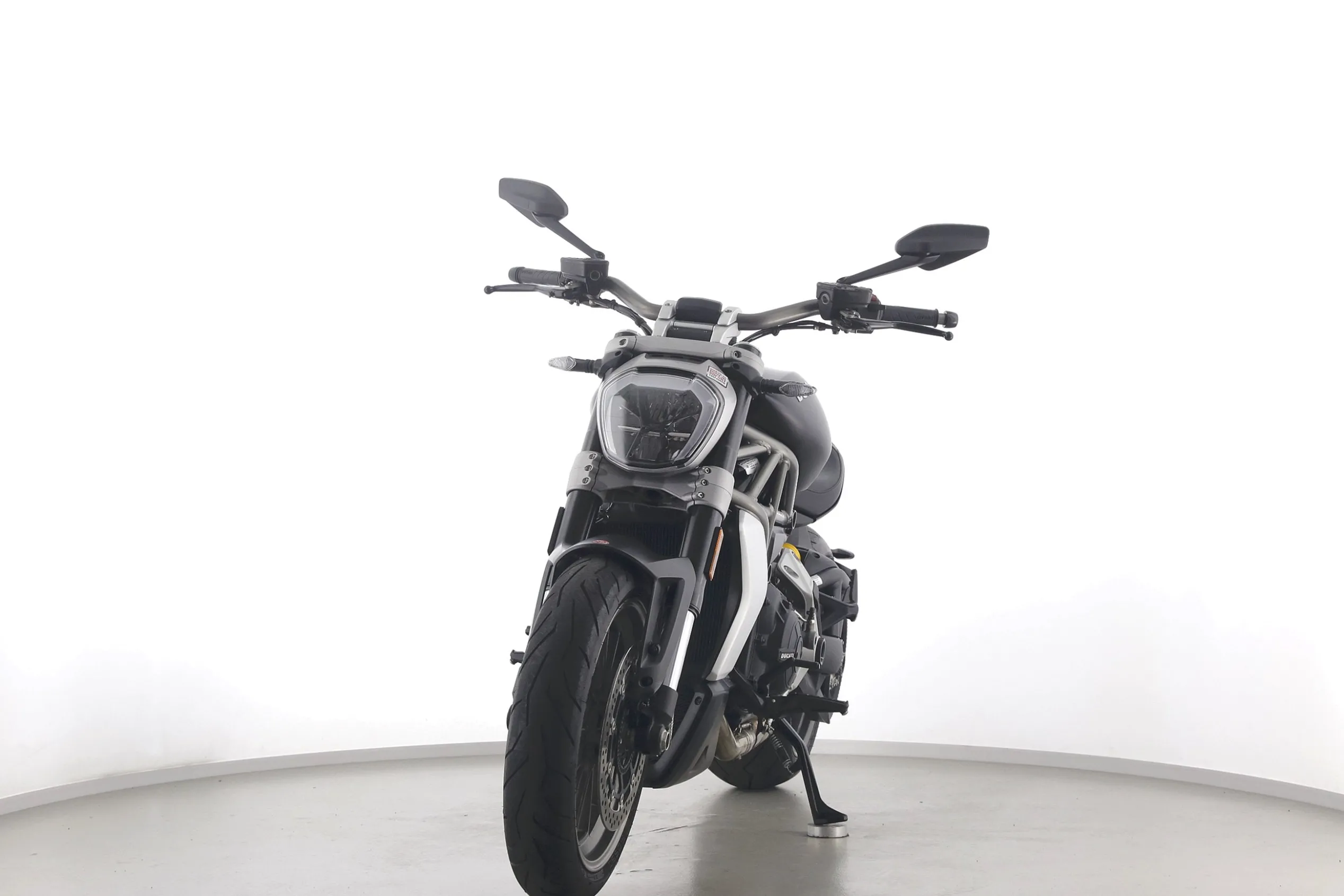 X DIAVEL