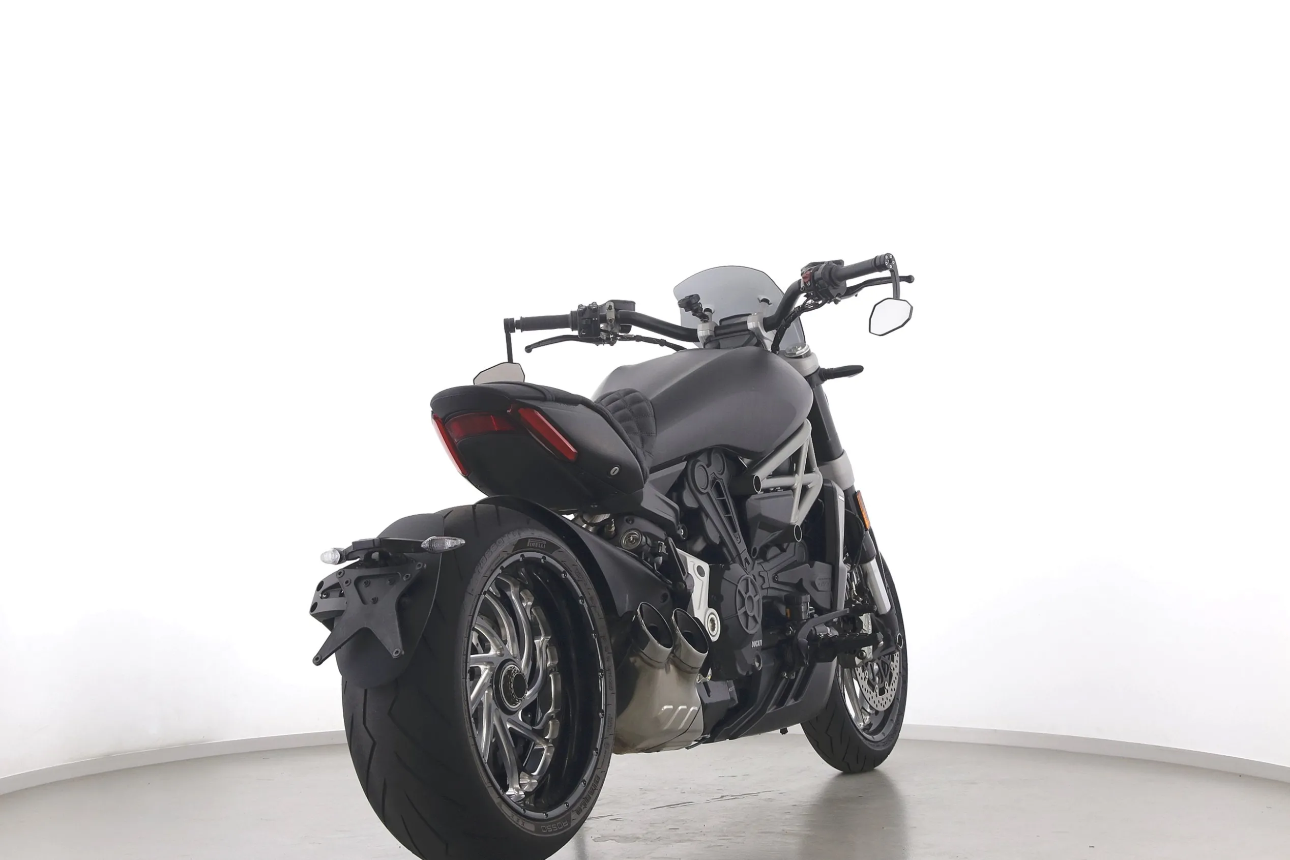 X DIAVEL