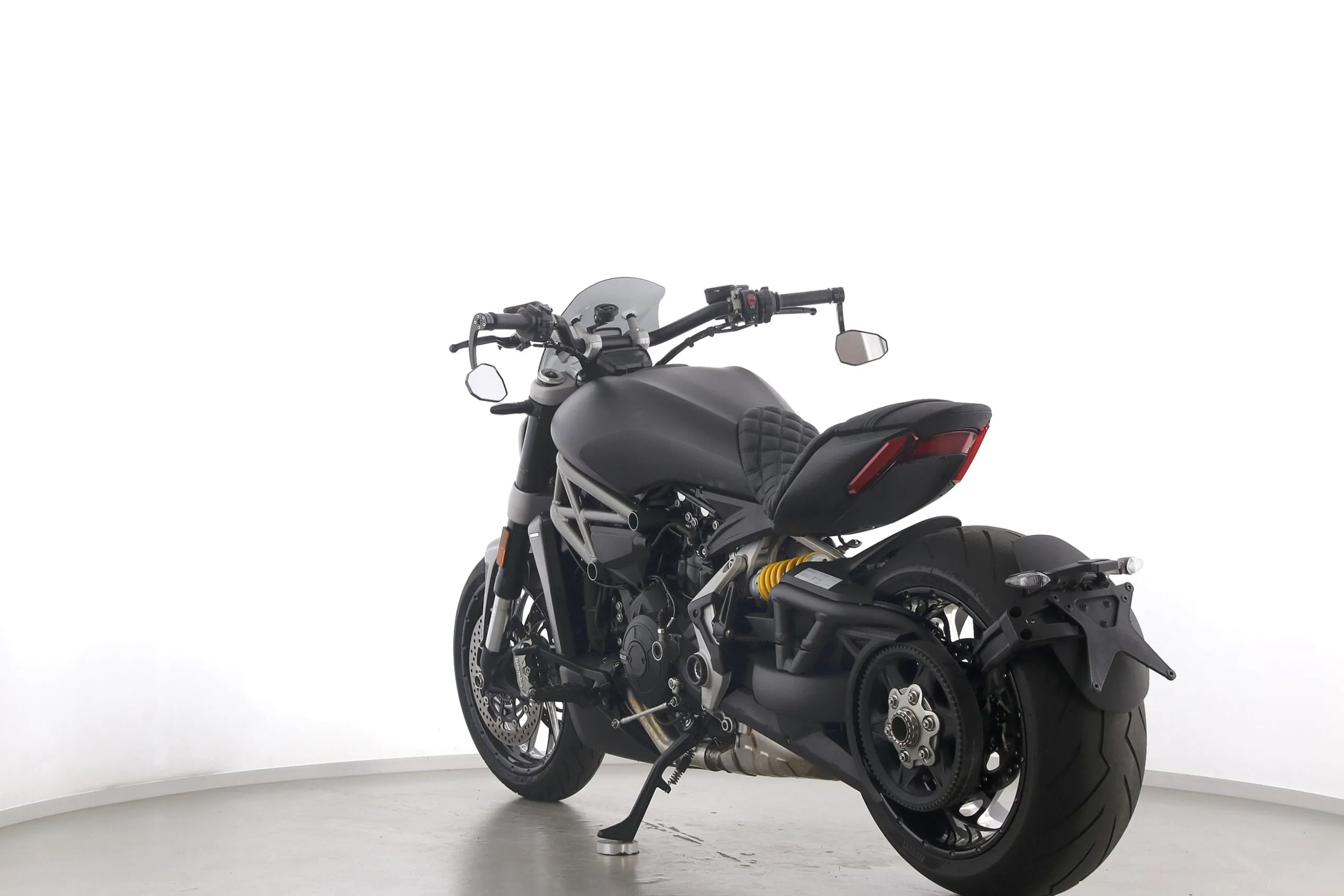 X DIAVEL