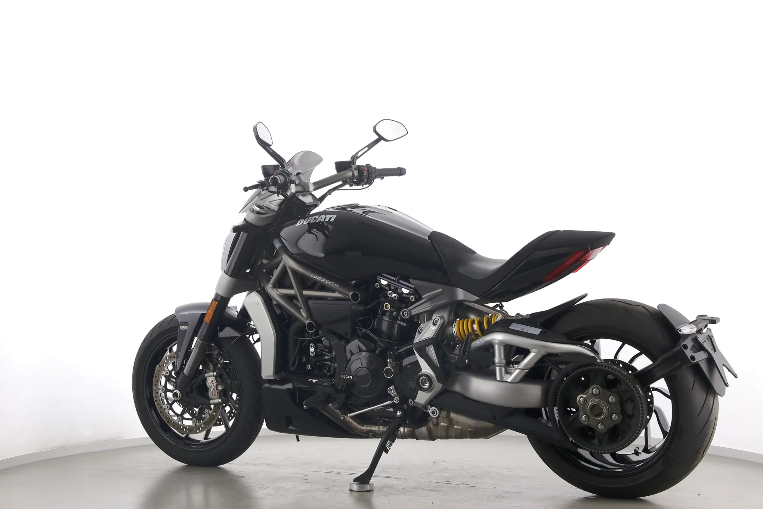 X DIAVEL S