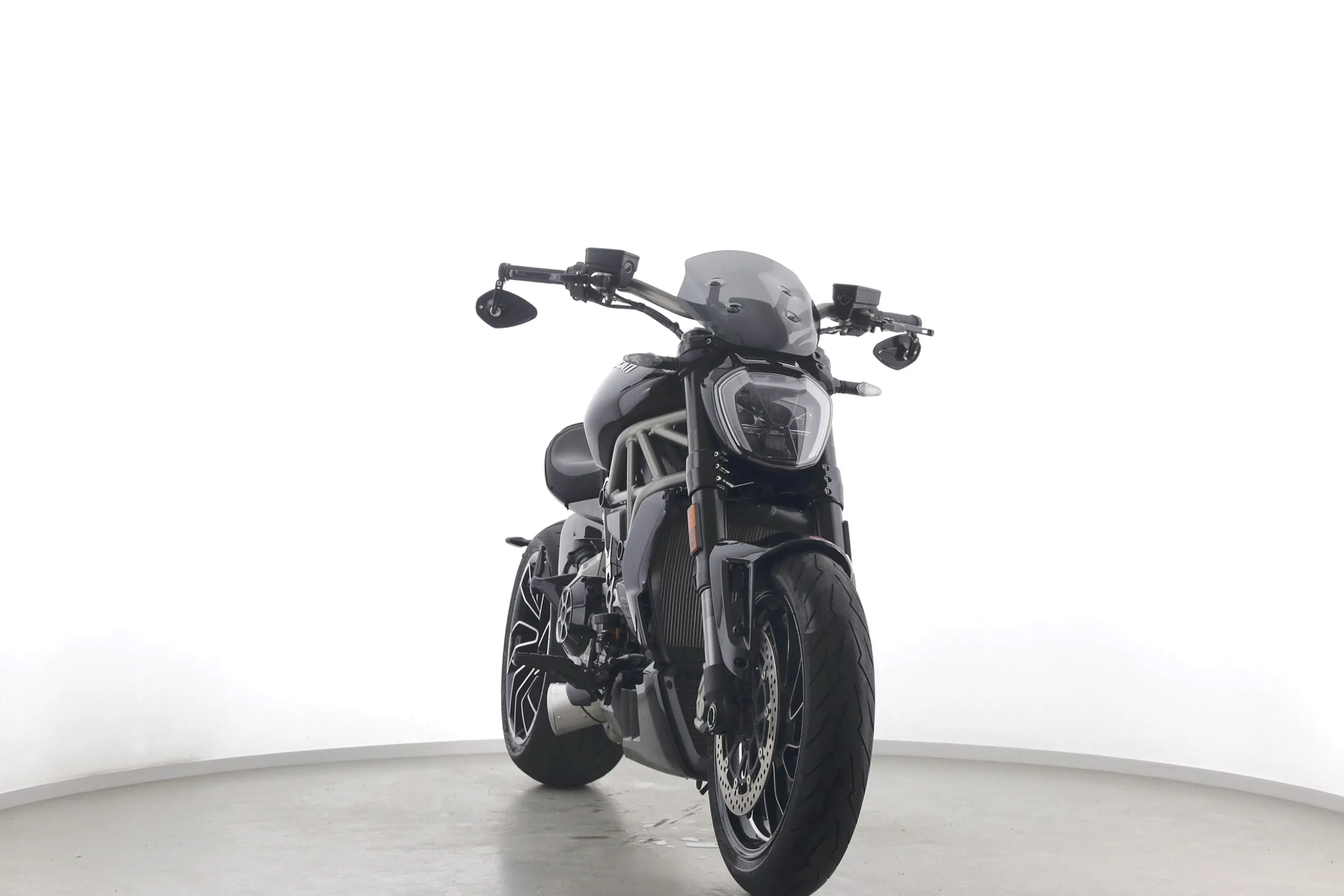 X DIAVEL S