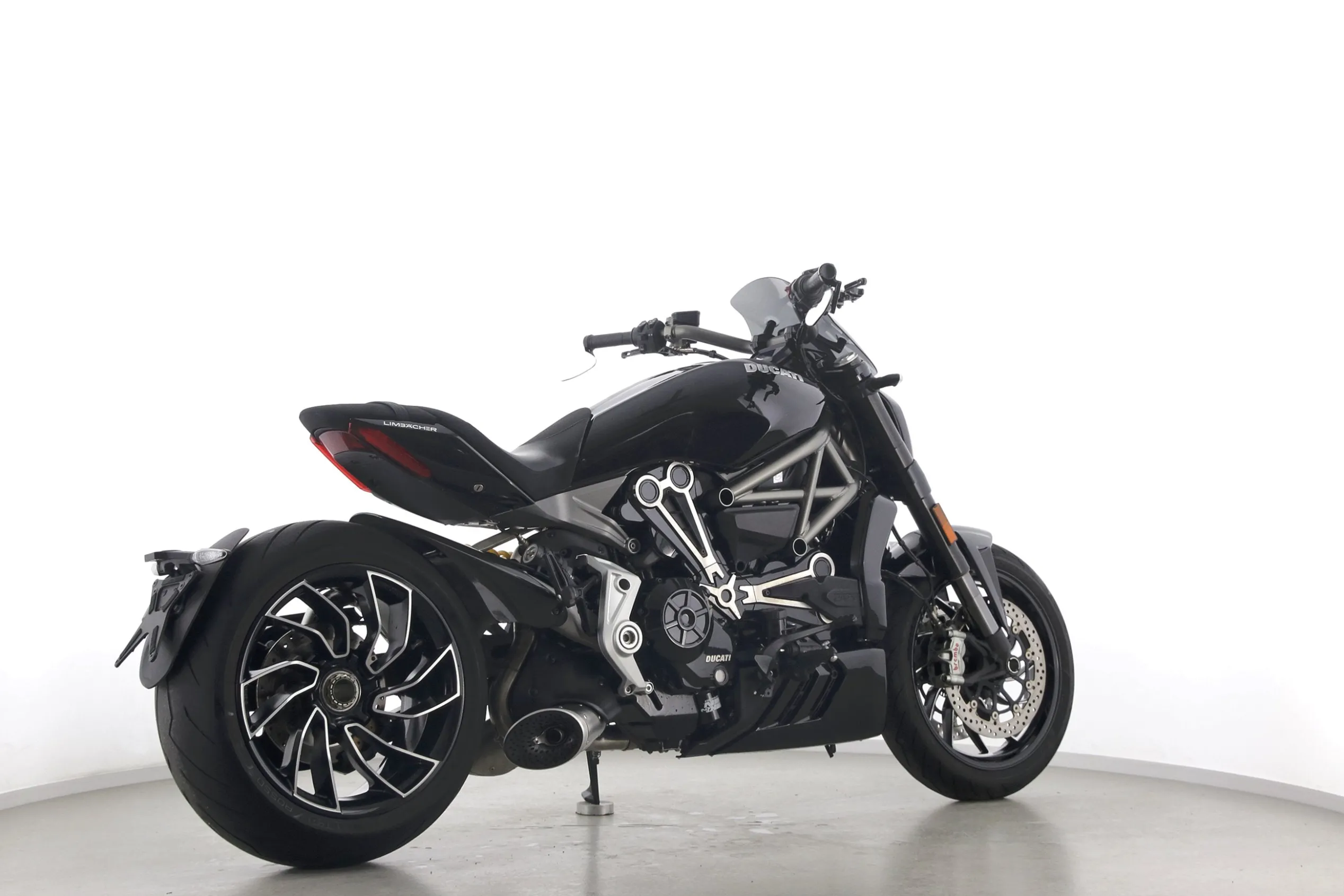 X DIAVEL S