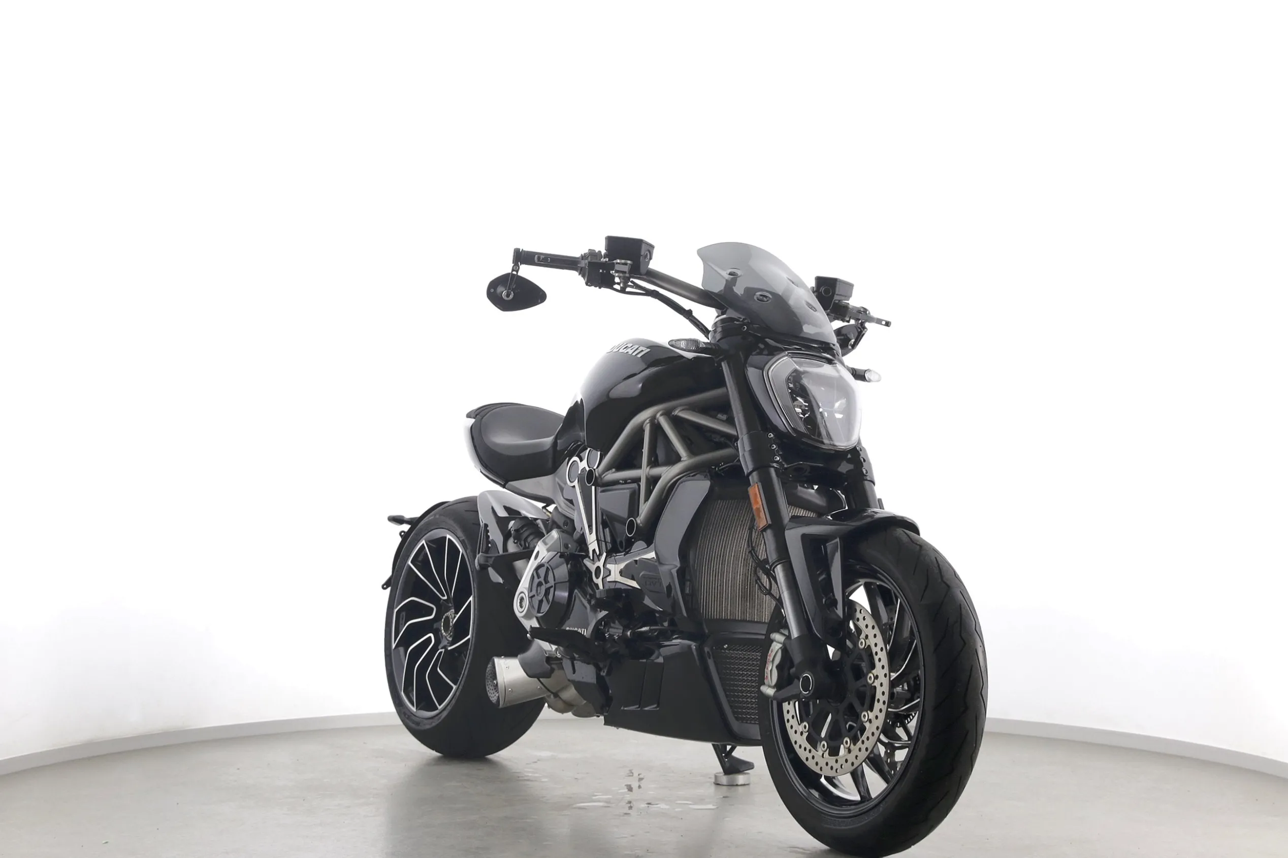 X DIAVEL S