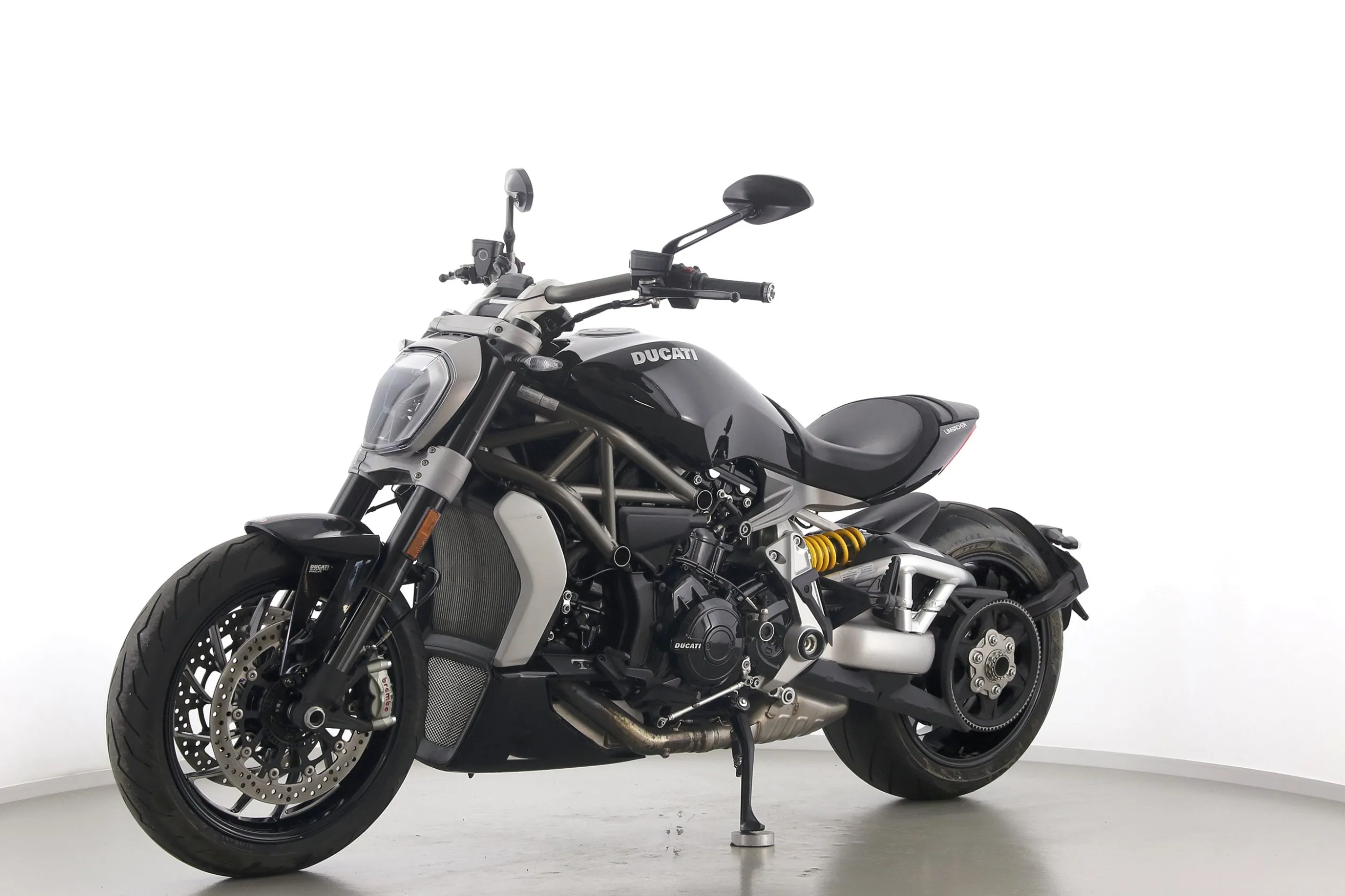 X DIAVEL S