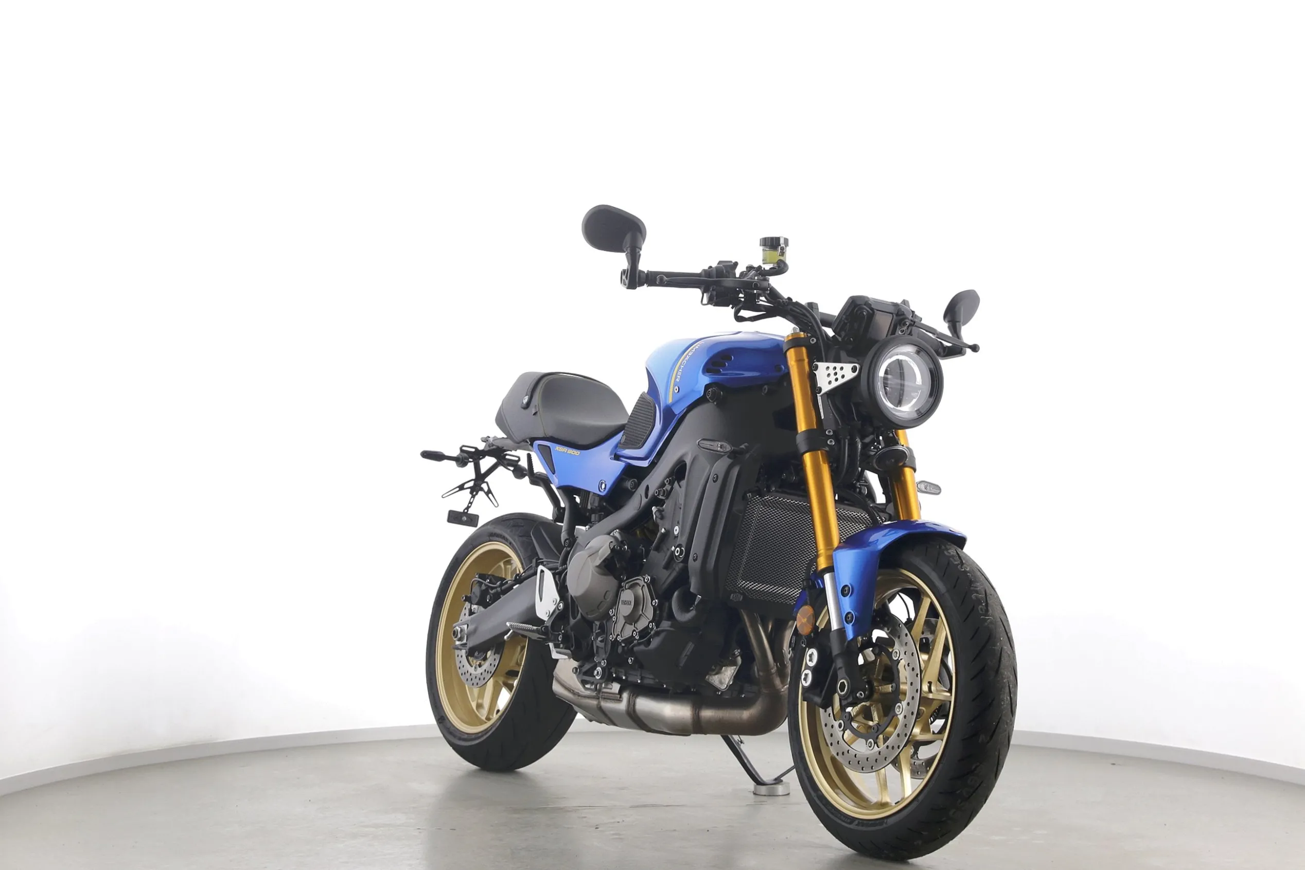 XSR 900