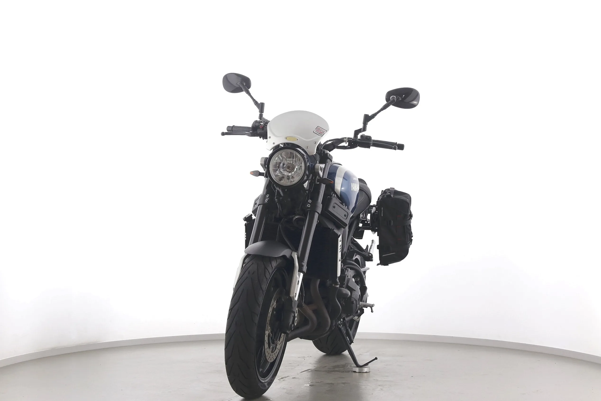 XSR 900