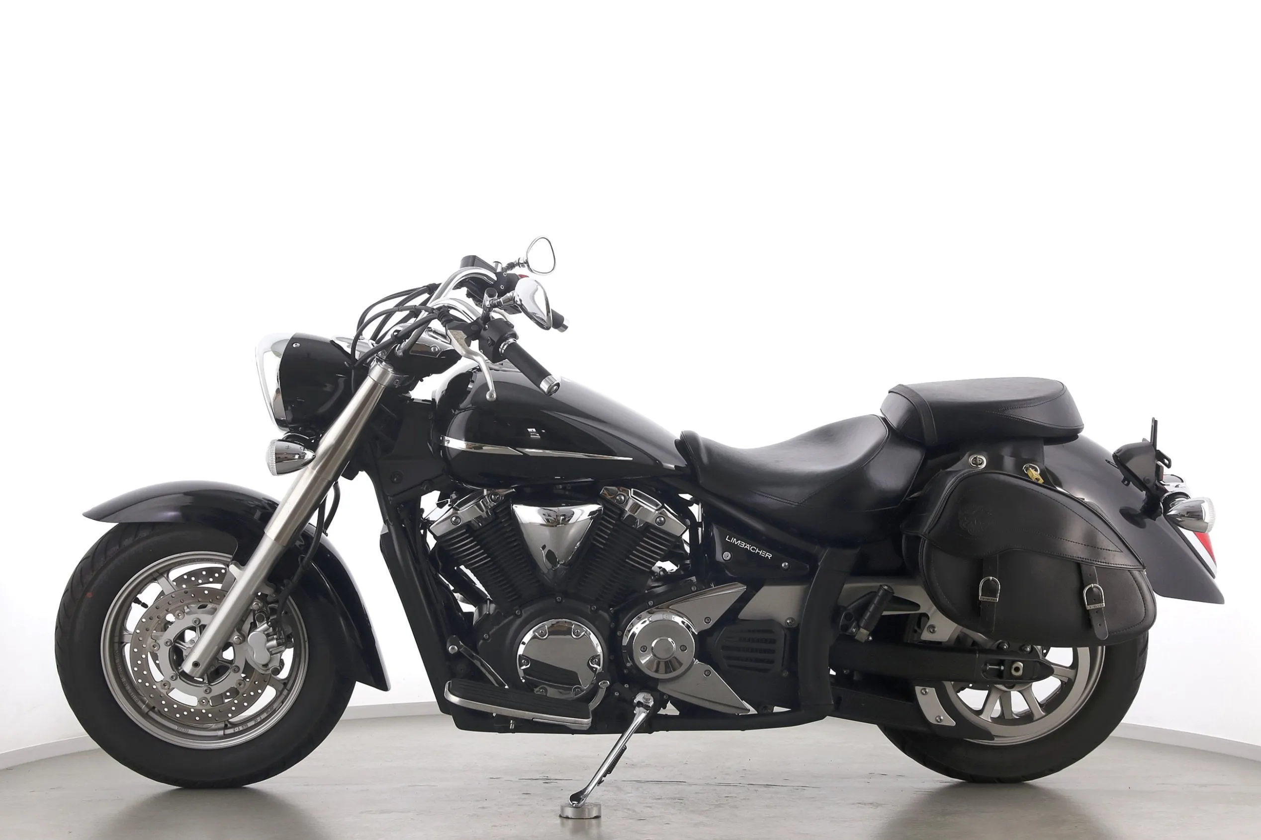 XVS 1300 A MIDNIGHT STAR