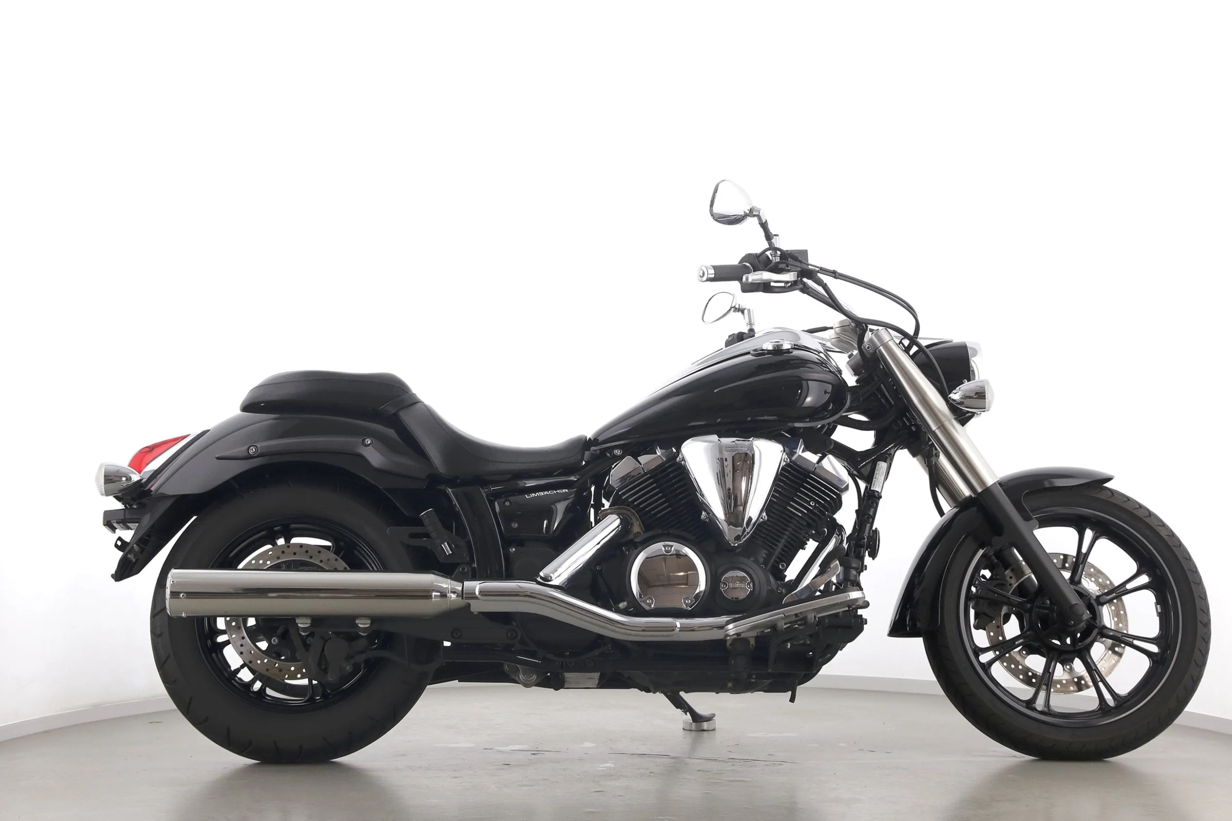 XVS 950 A MIDNIGHT STAR