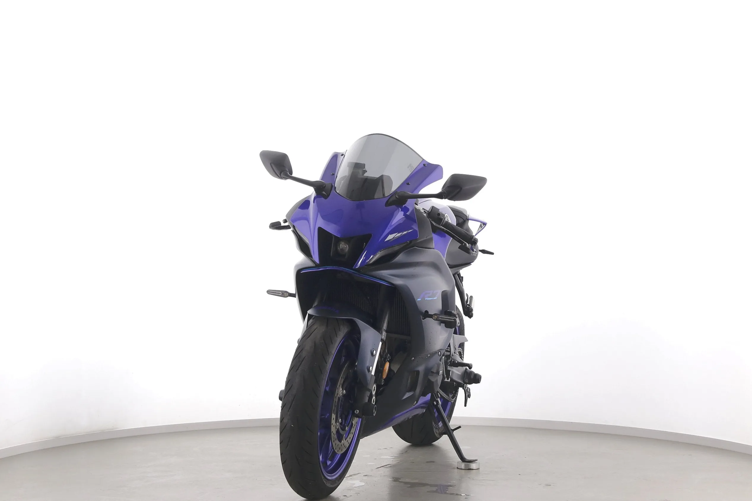 YZF R7