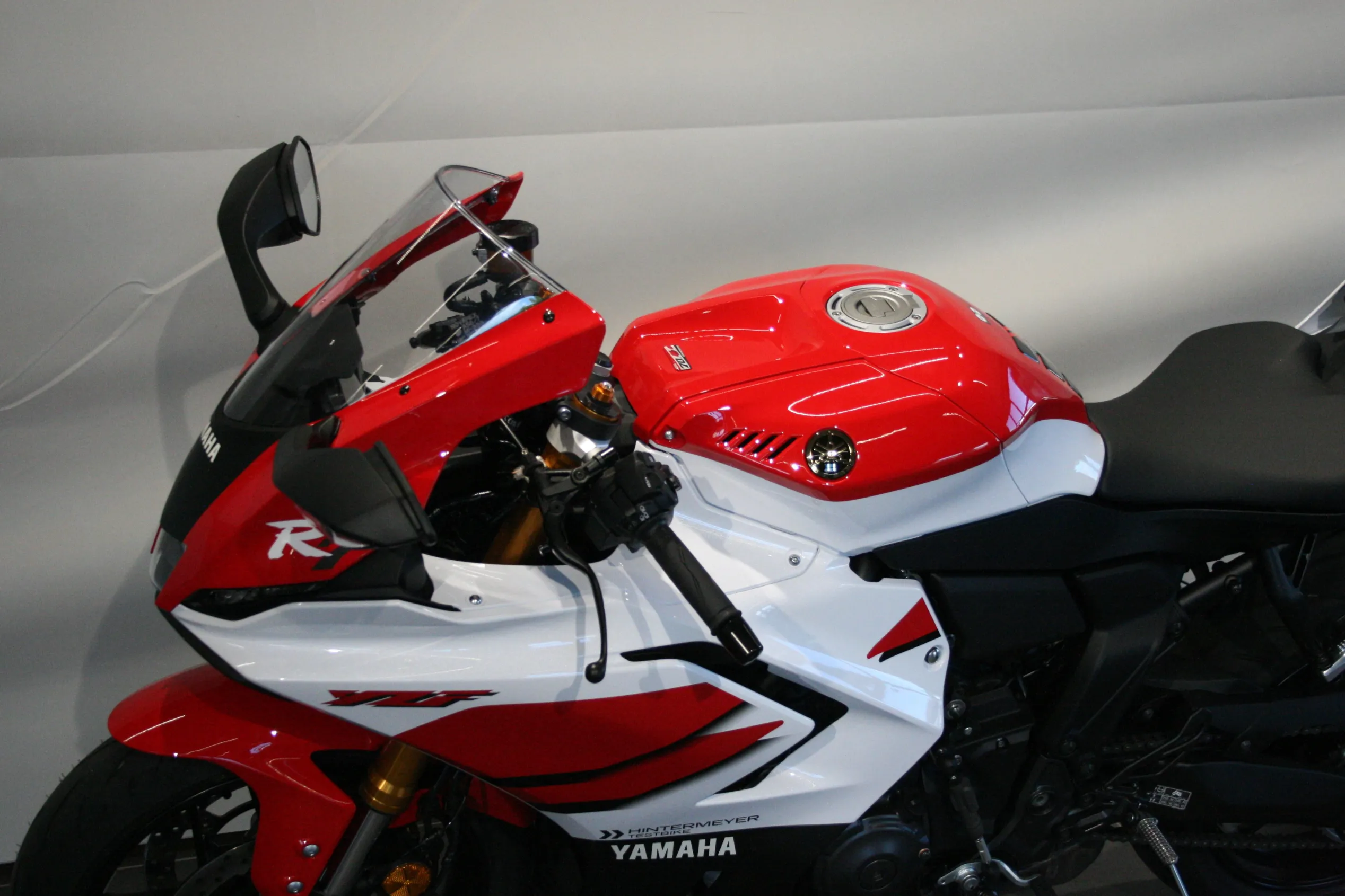 YZF R7 70TH ANNIVERSARY