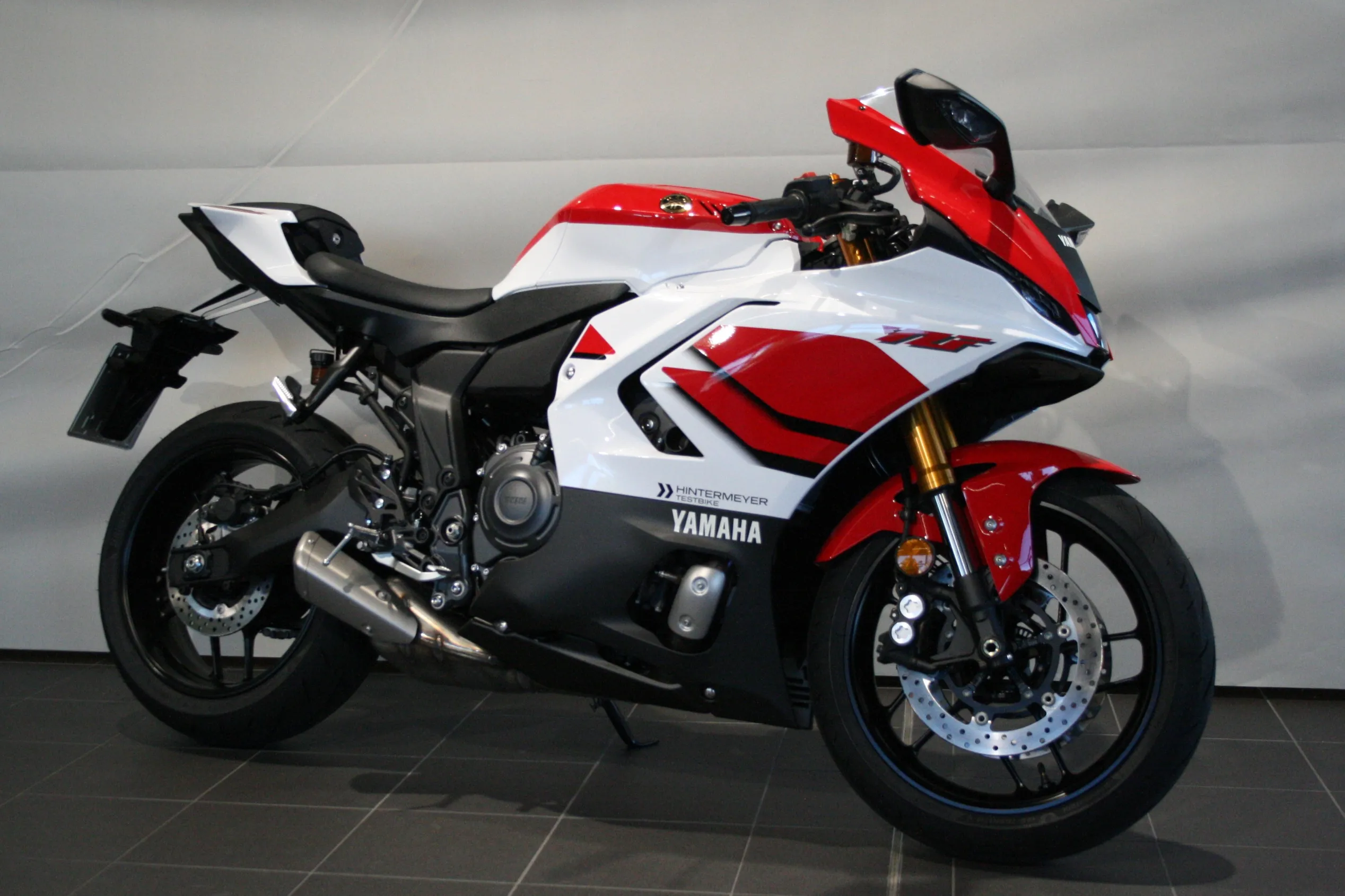 YZF R7 70TH ANNIVERSARY