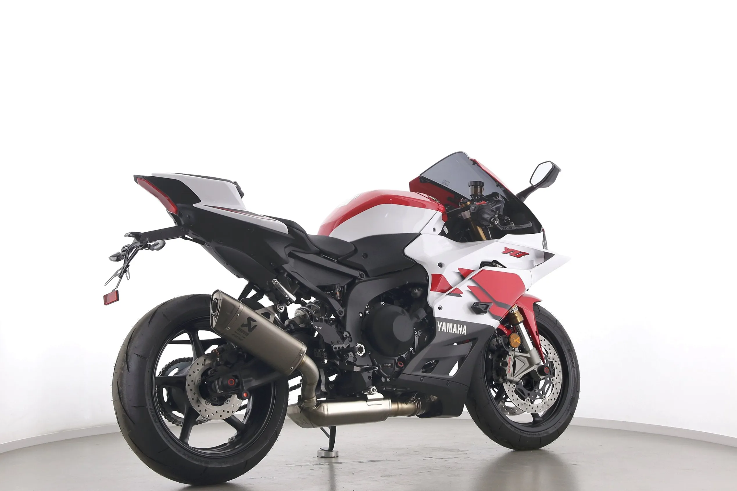 YZF R9 70TH LLC
