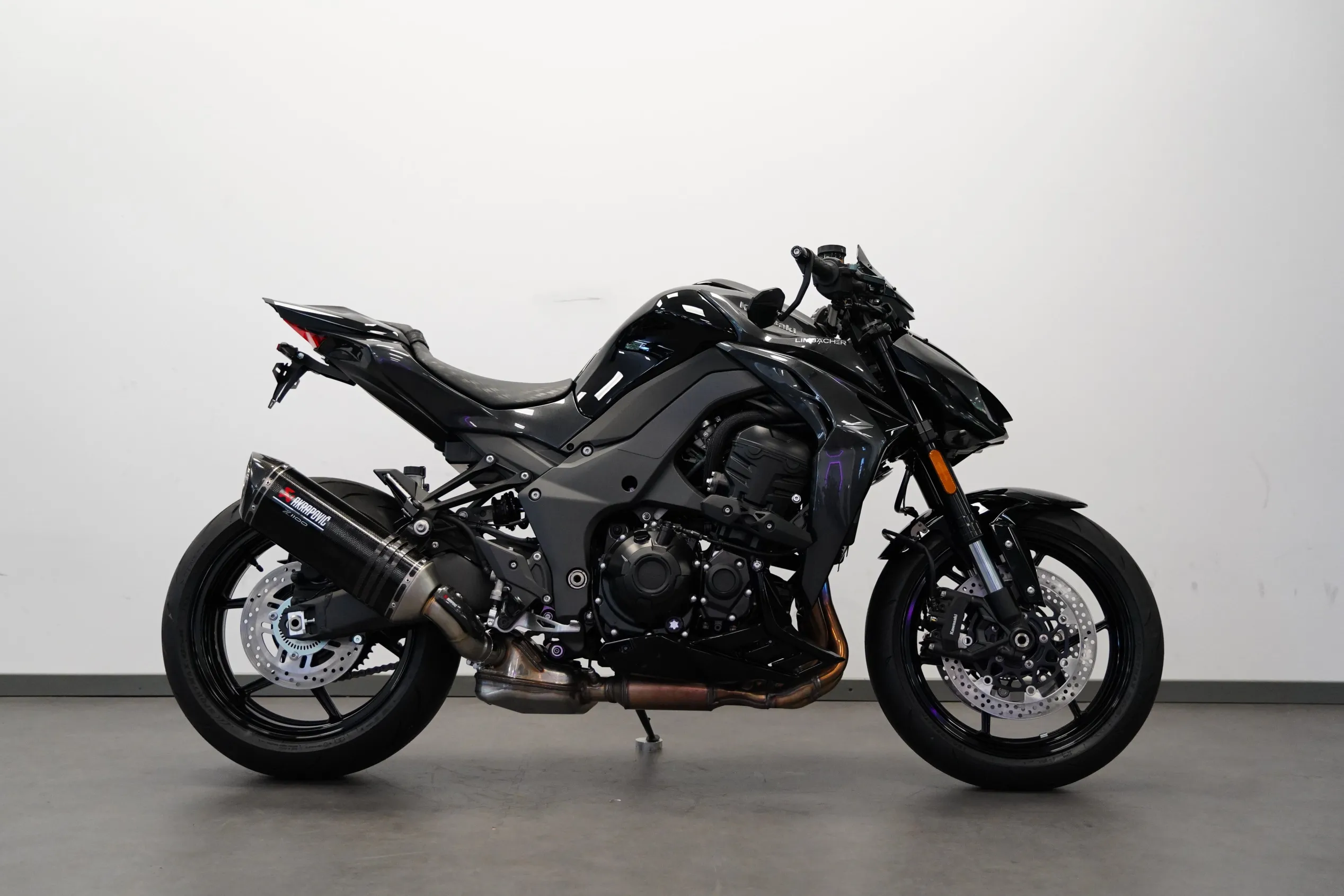 Z 1100