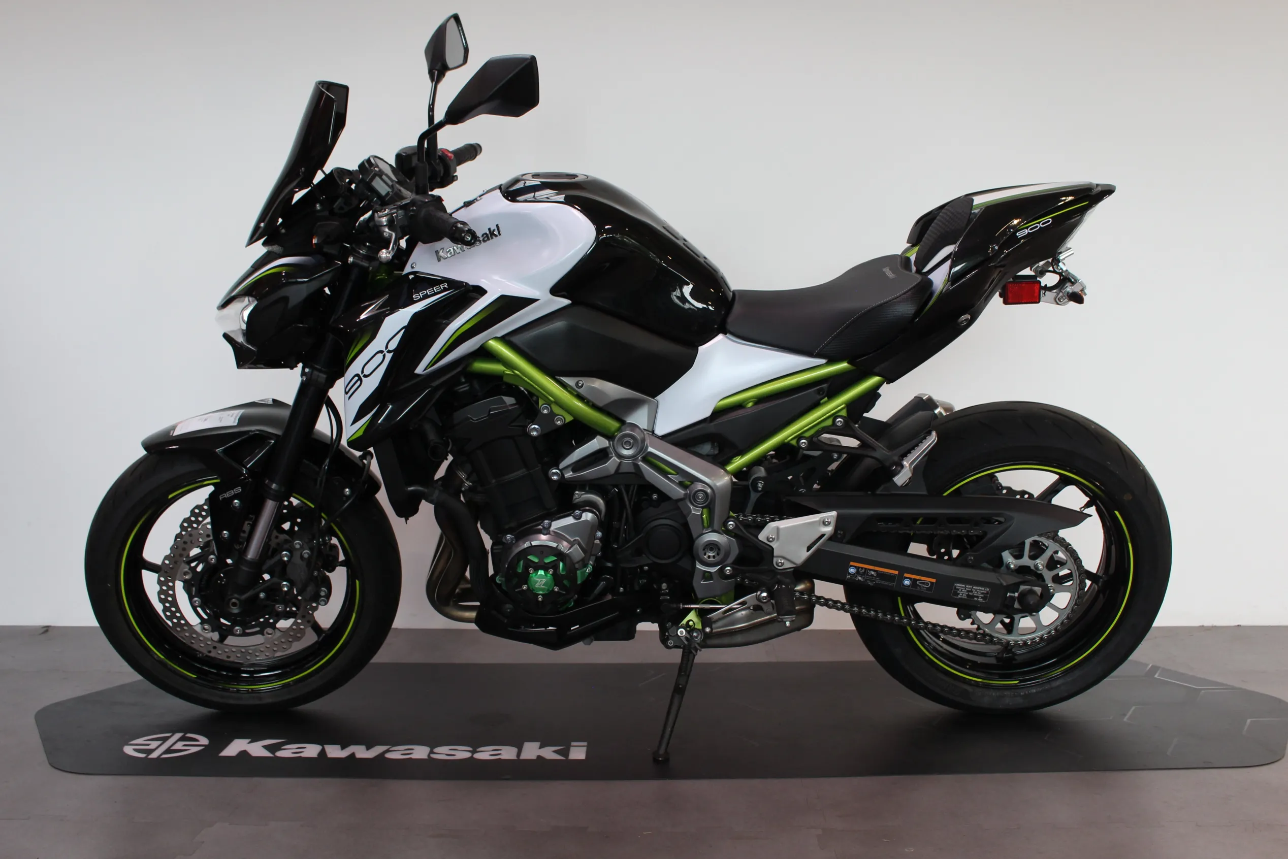 Z 900