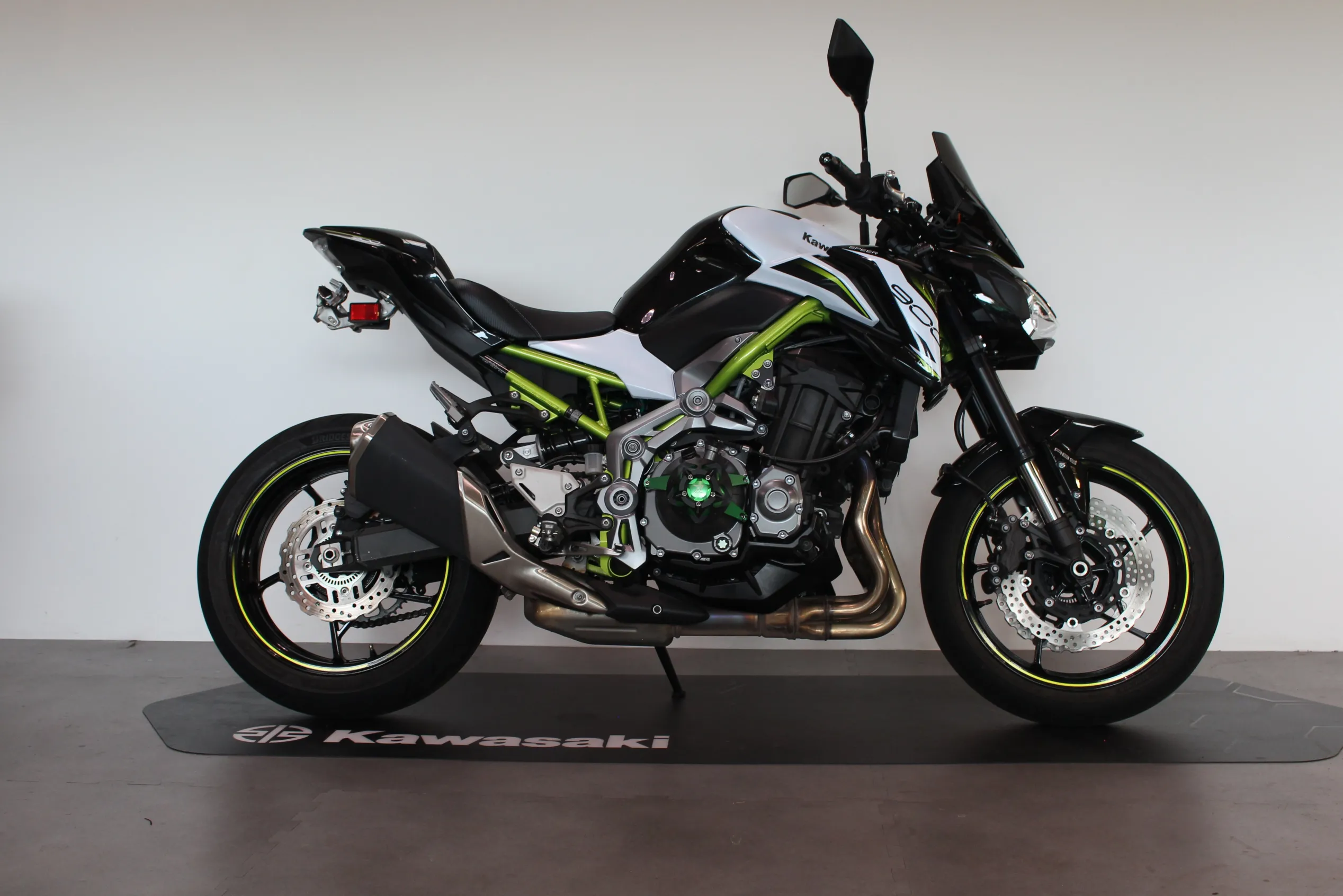 Z 900