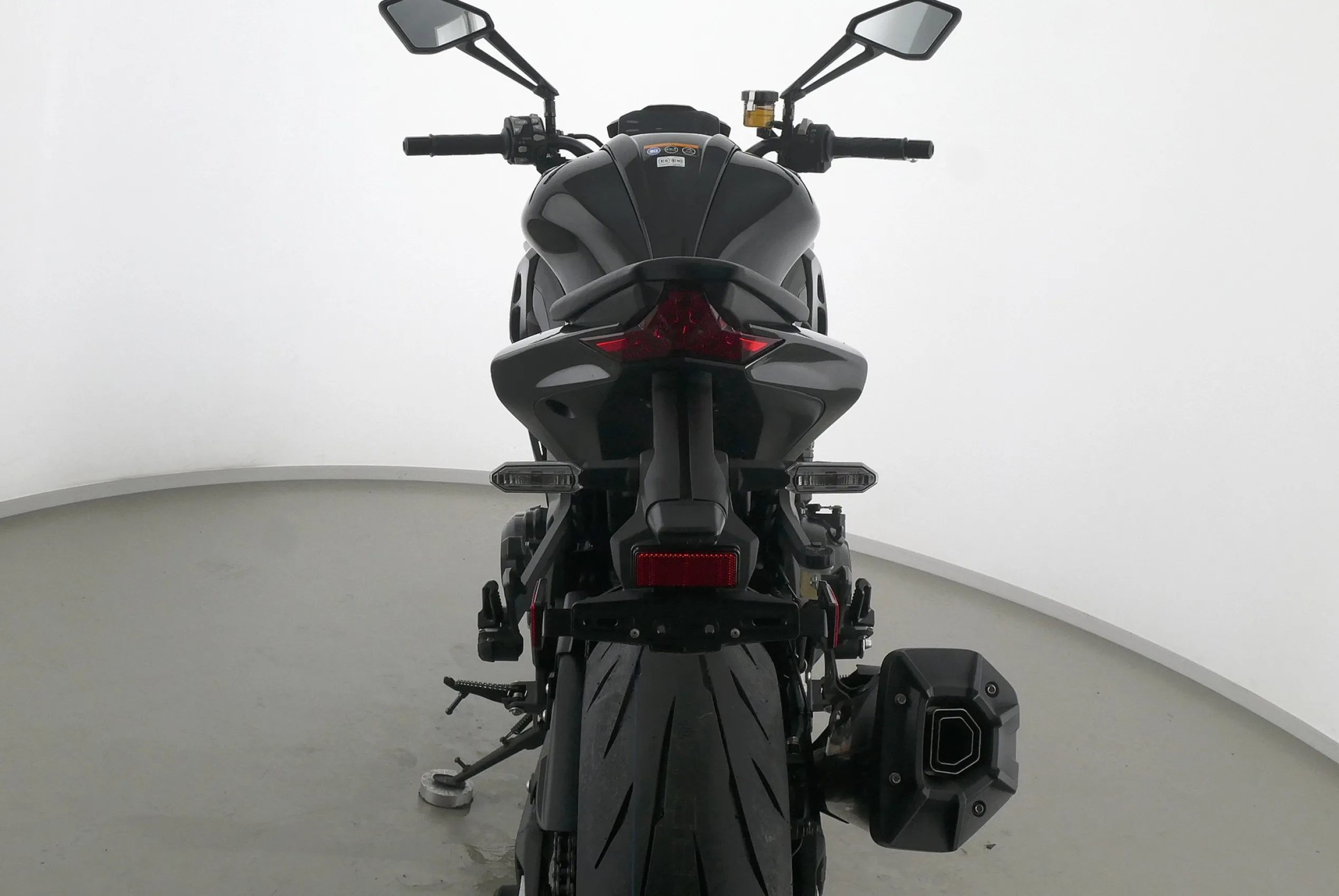 Z 1100