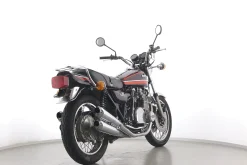 Z 1 F / Z 900