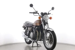 Z 1 F / Z 900