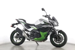 Z 7 HYBRID