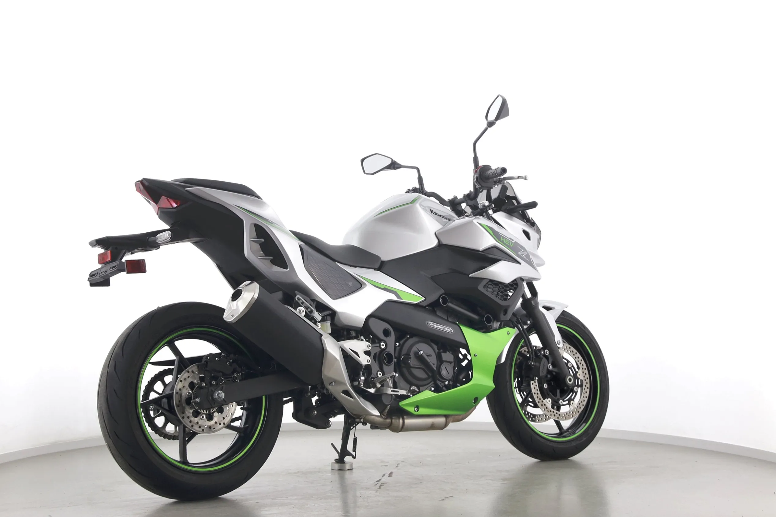 Z 7 HYBRID