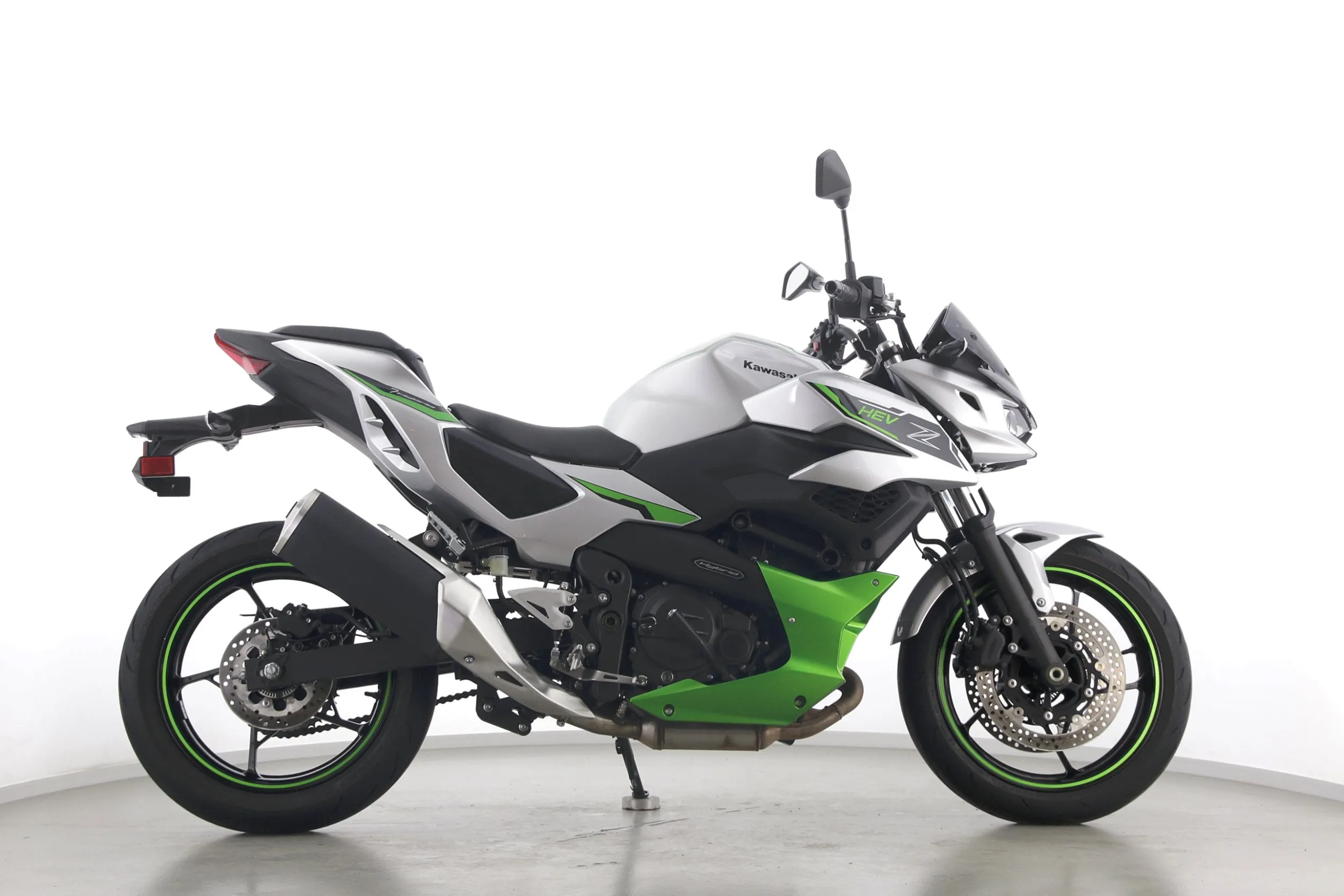 Z 7 HYBRID