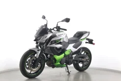 Z 7 HYBRID