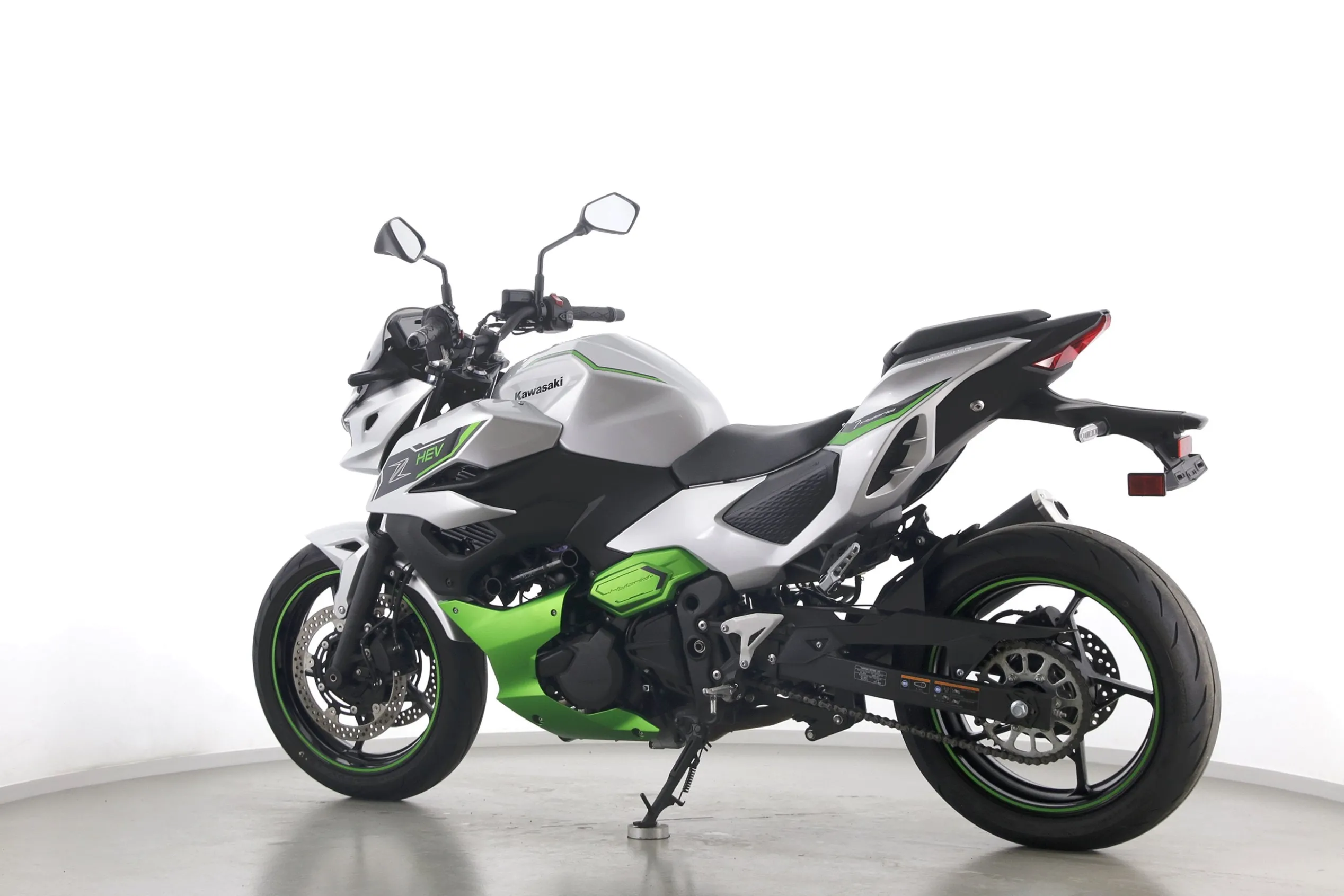 Z 7 HYBRID
