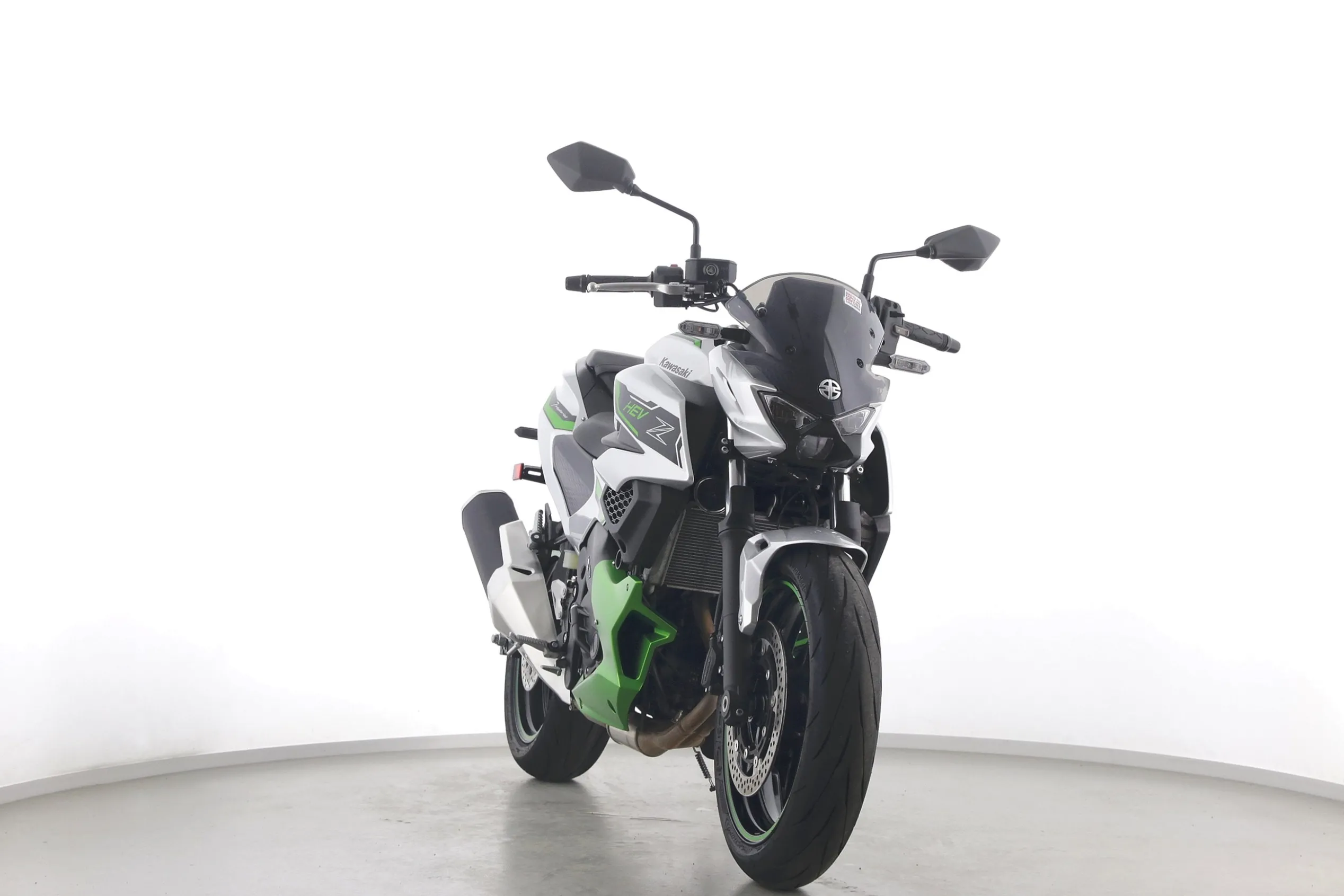 Z 7 HYBRID